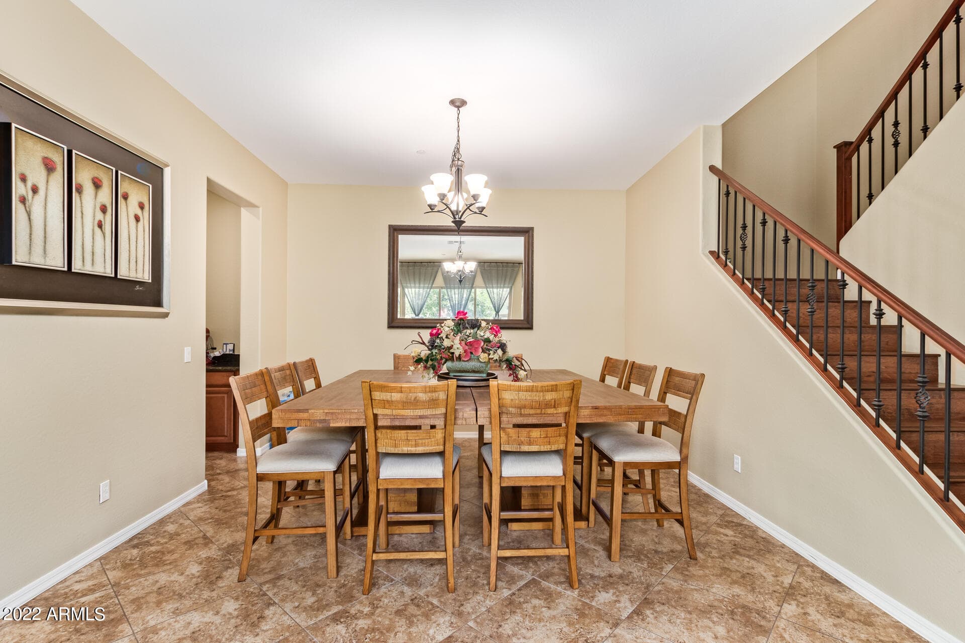 882 E PARKVIEW DR - Photo 3