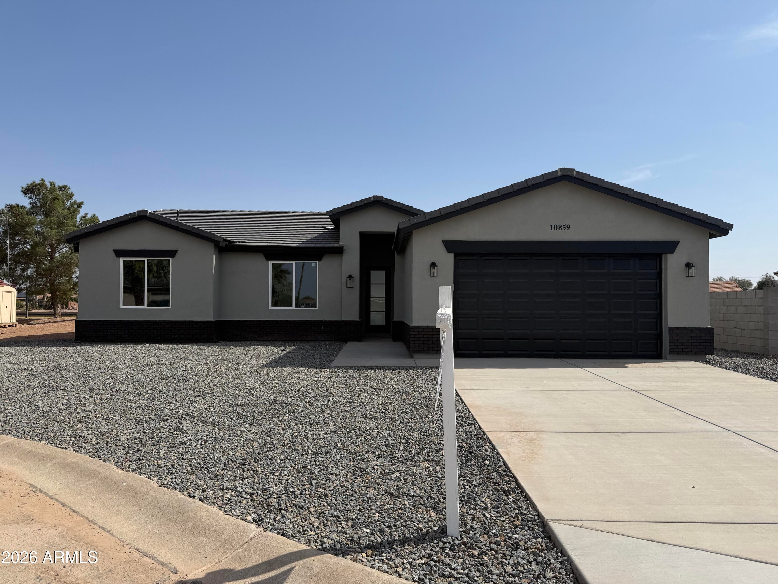 10859 W Reef Circle — photo 1