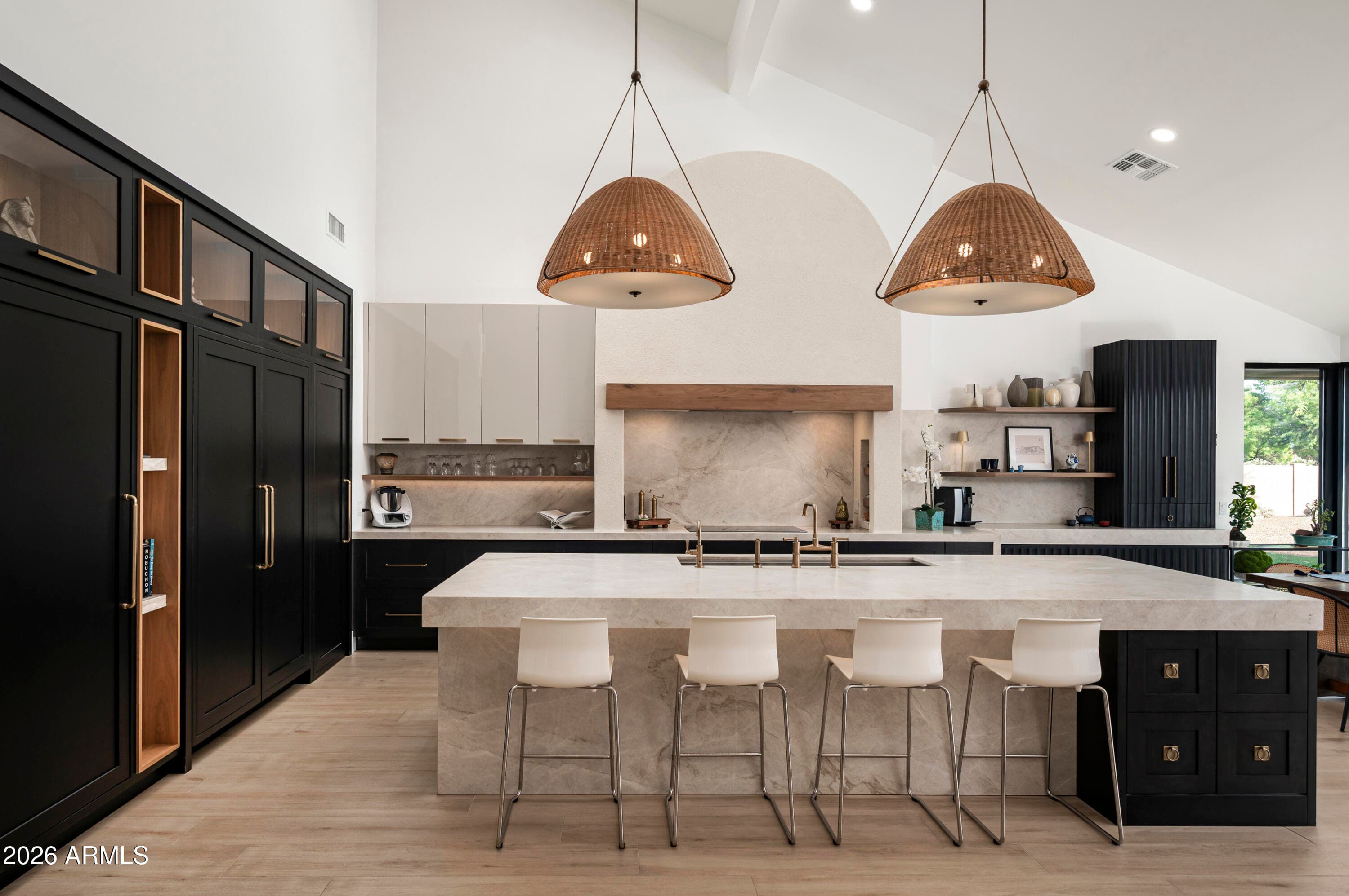 5301 E Yucca St — photo 1