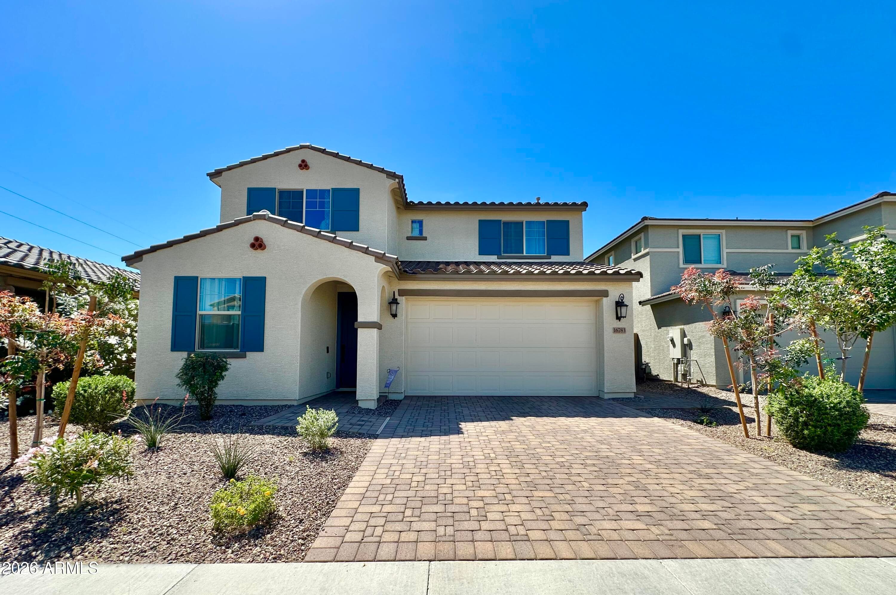 16783 W Canterbury Dr — photo 2