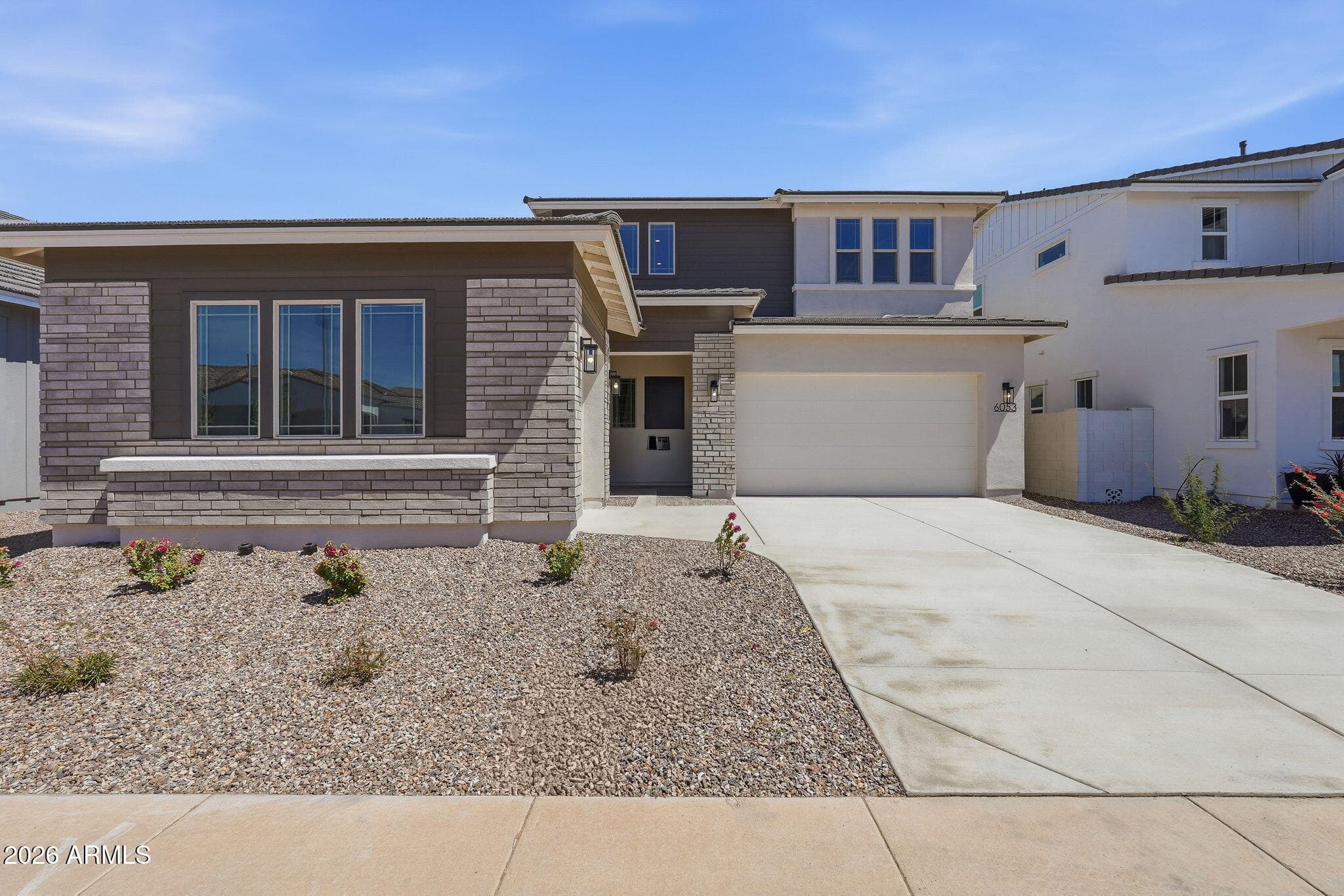 6053 S ANTONIO -- - Photo 2