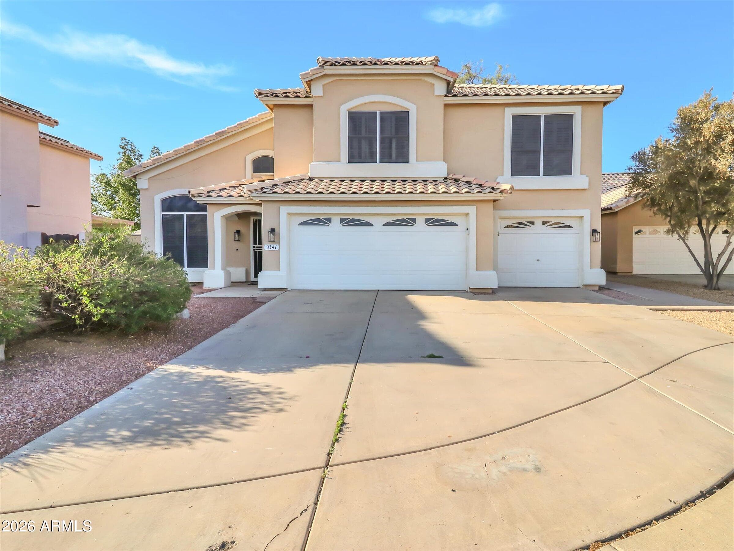 3347 E Rockwood Dr — photo 1