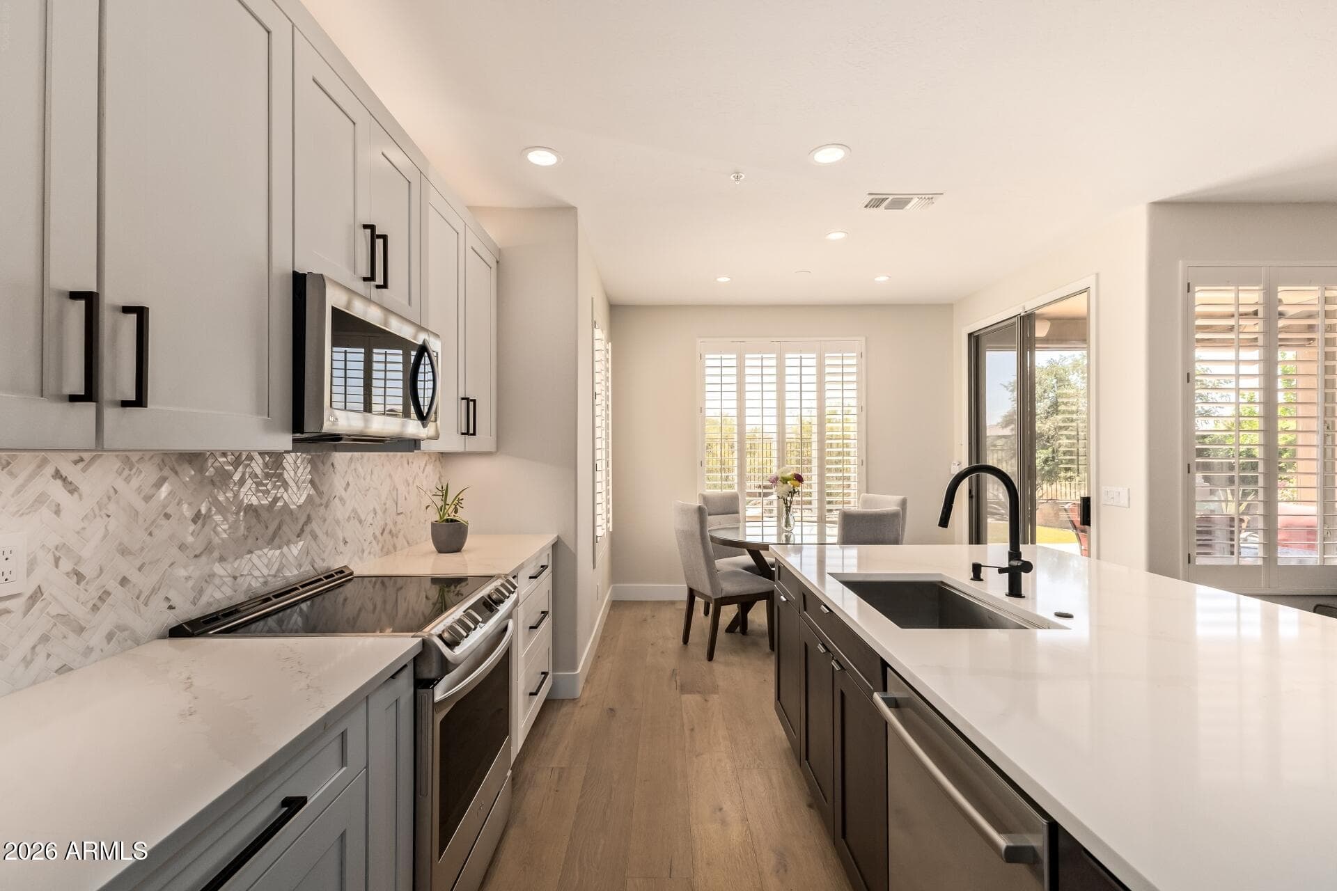 10543 E Betony Dr — photo 2