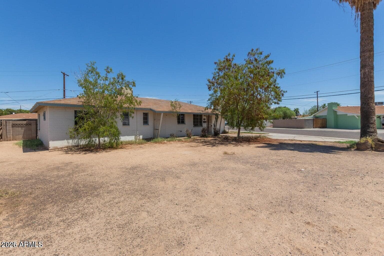 3302 W Turney Ave — photo 1