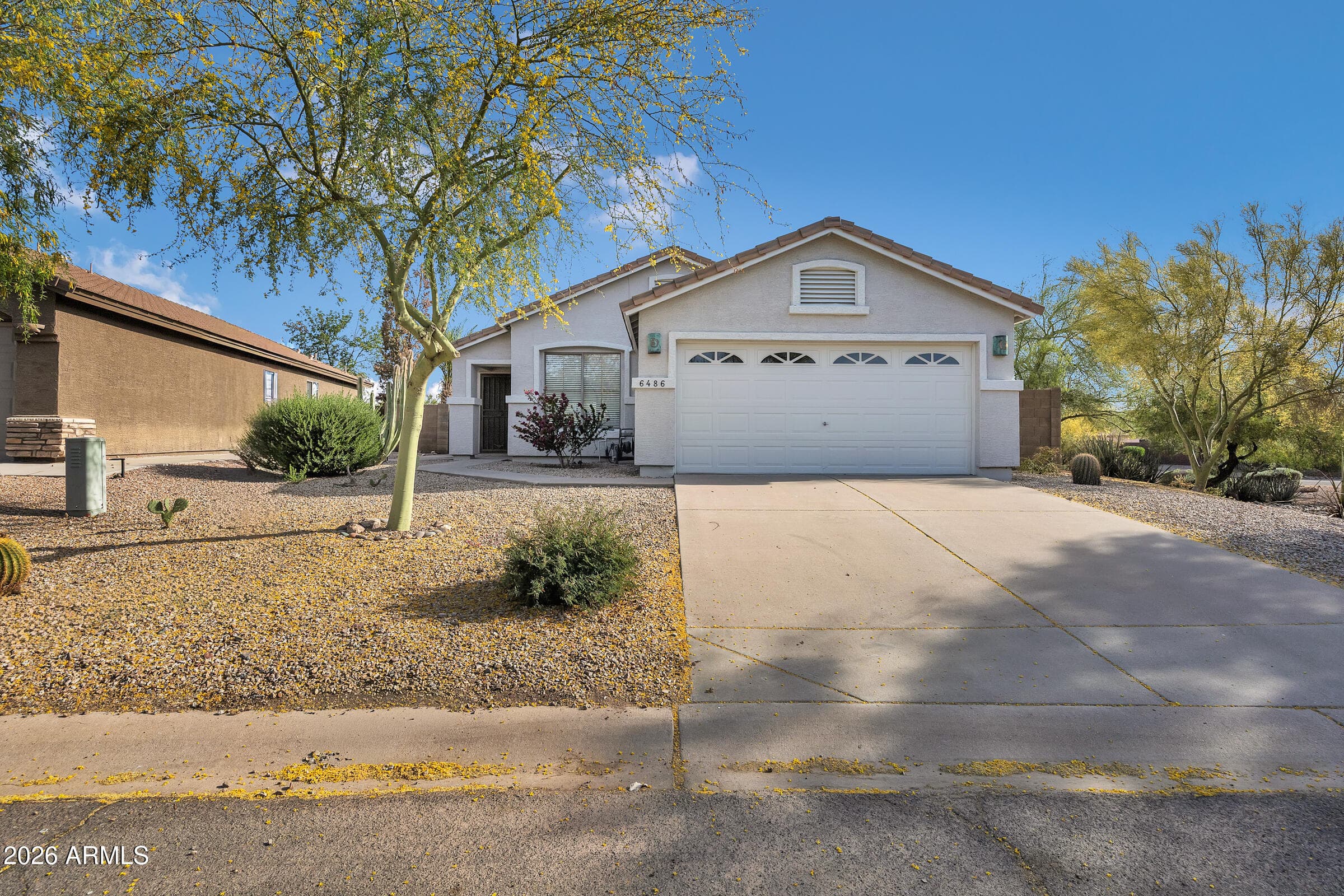 6486 S Foothills Dr — photo 1