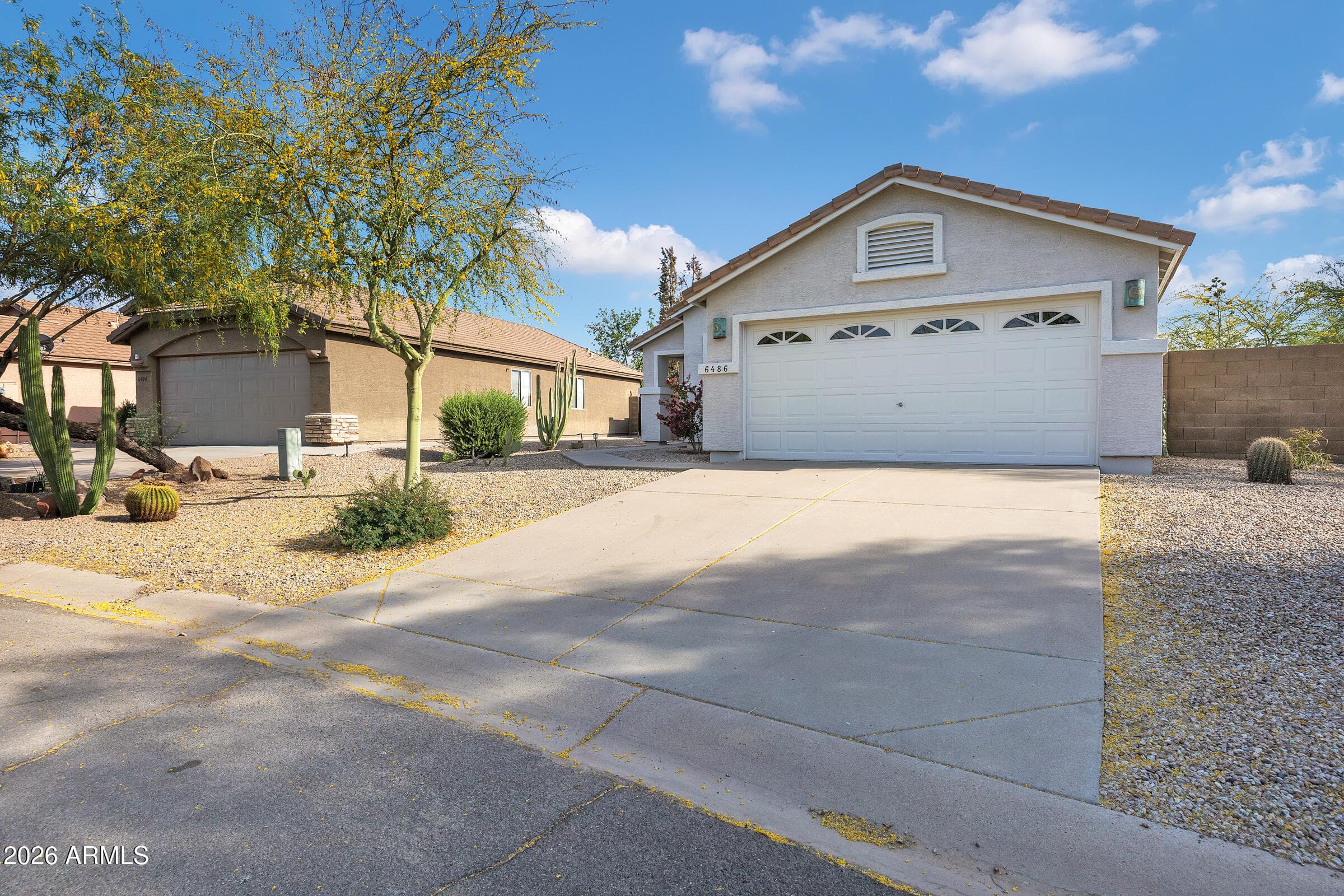 6486 S Foothills Dr — photo 2