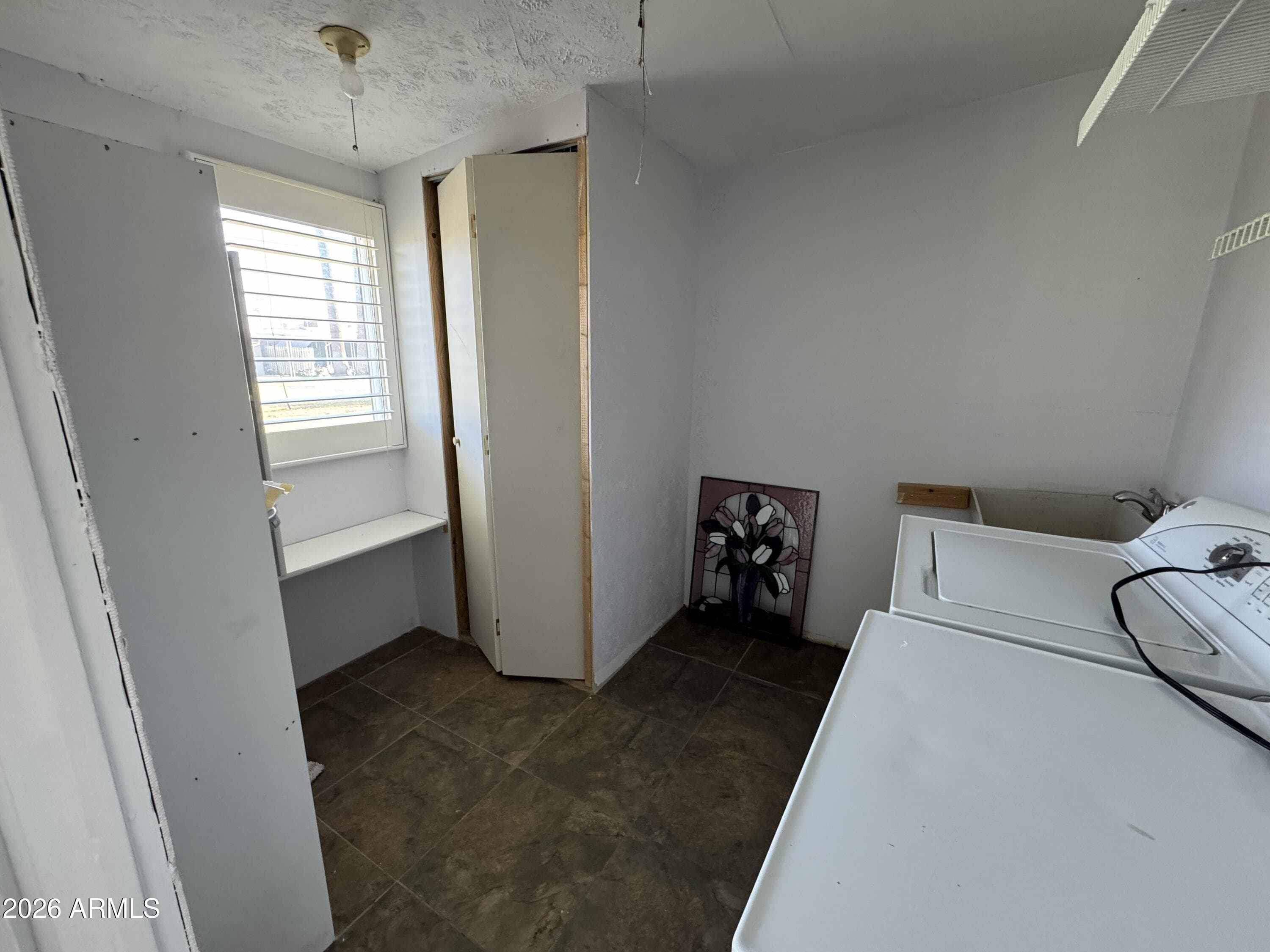 10750 W Peoria Ave — photo 18