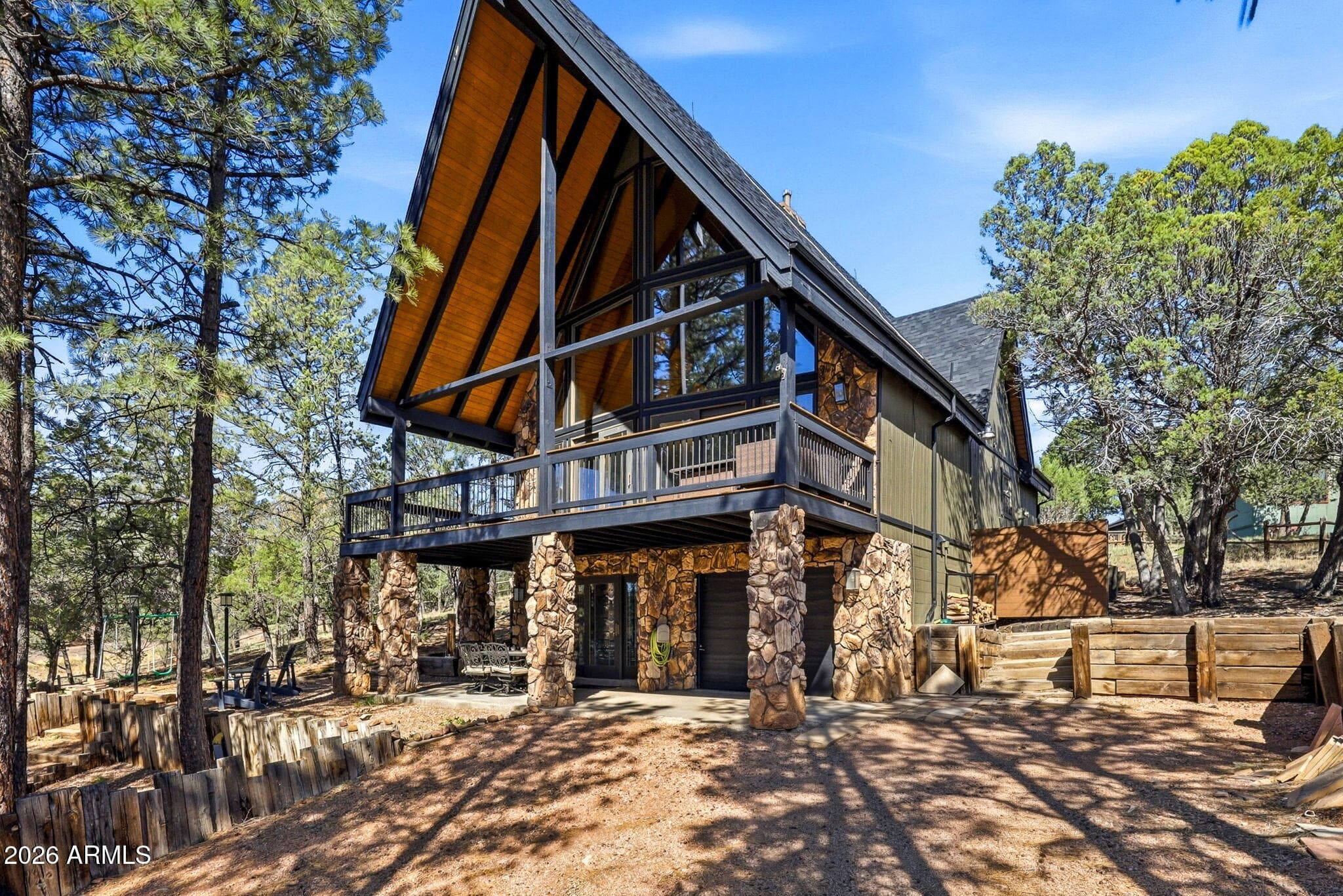 2250 Grizzly Dr — photo 1