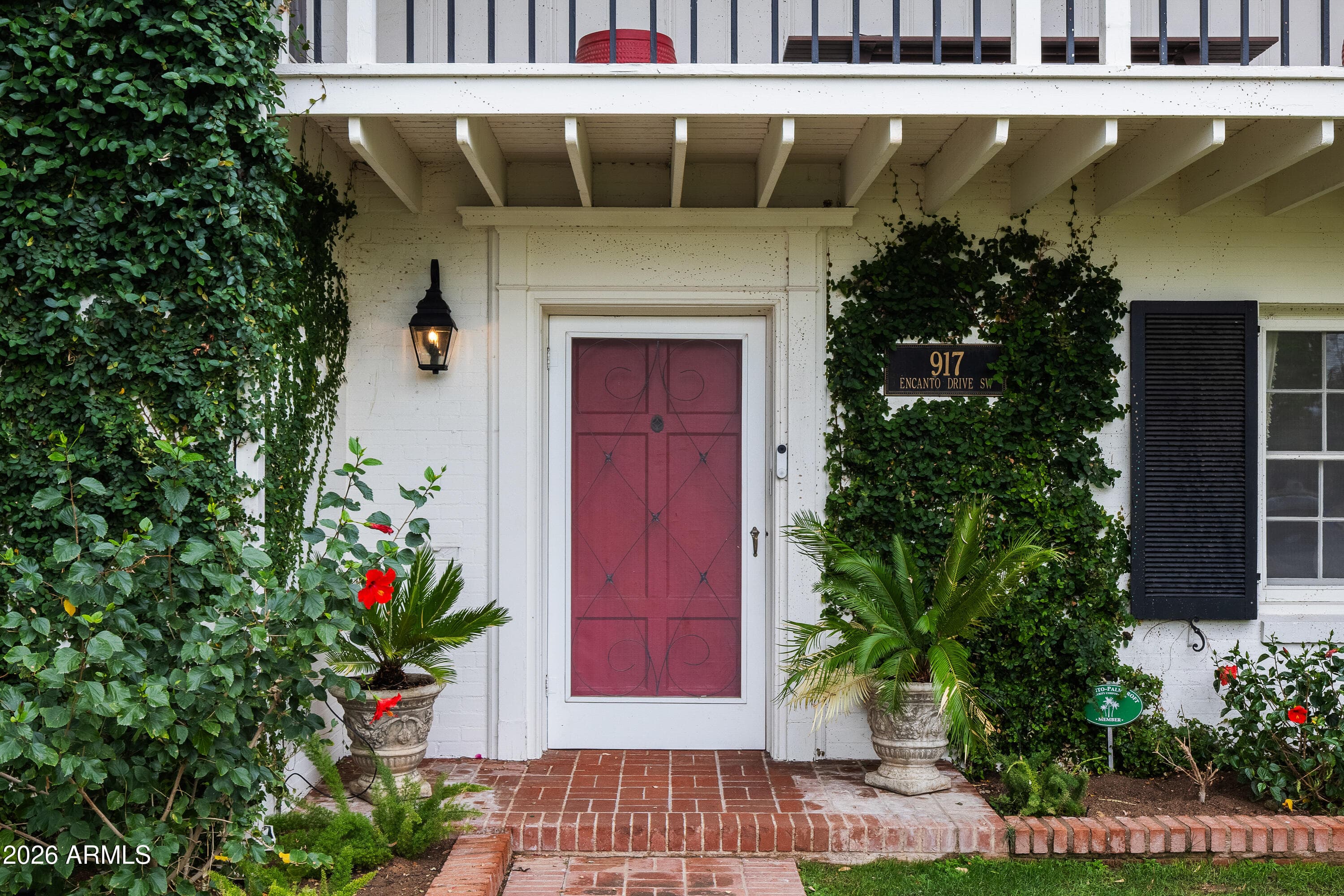 917 Encanto Sw Dr — photo 2
