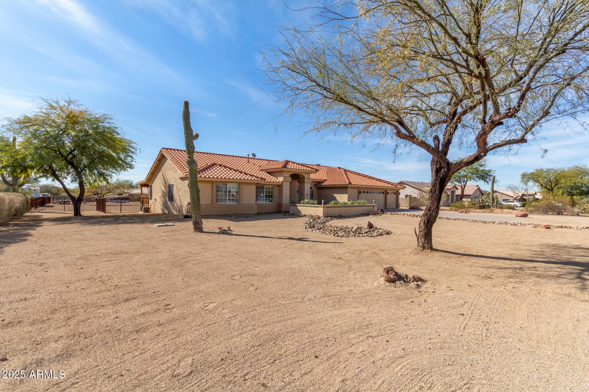 205 E IRVINE RD - Photo 5