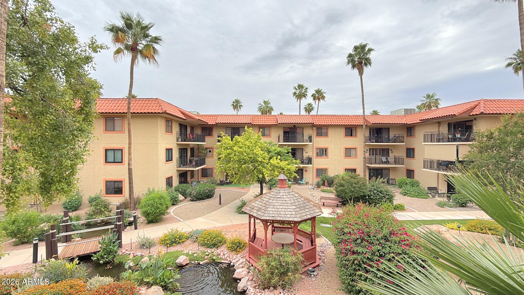 10330 W Thunderbird Blvd B203 — photo 1