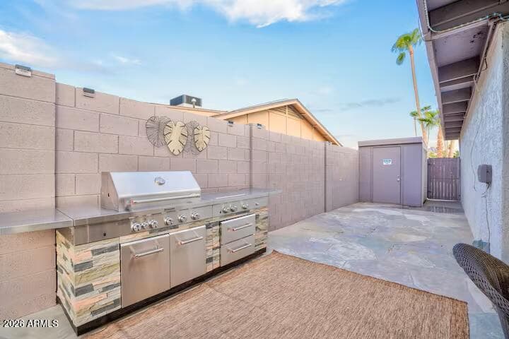 2532 E Desert Cove Ave — photo 12