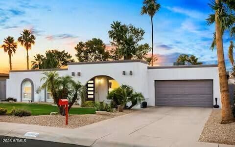 2532 E Desert Cove Ave — photo 2