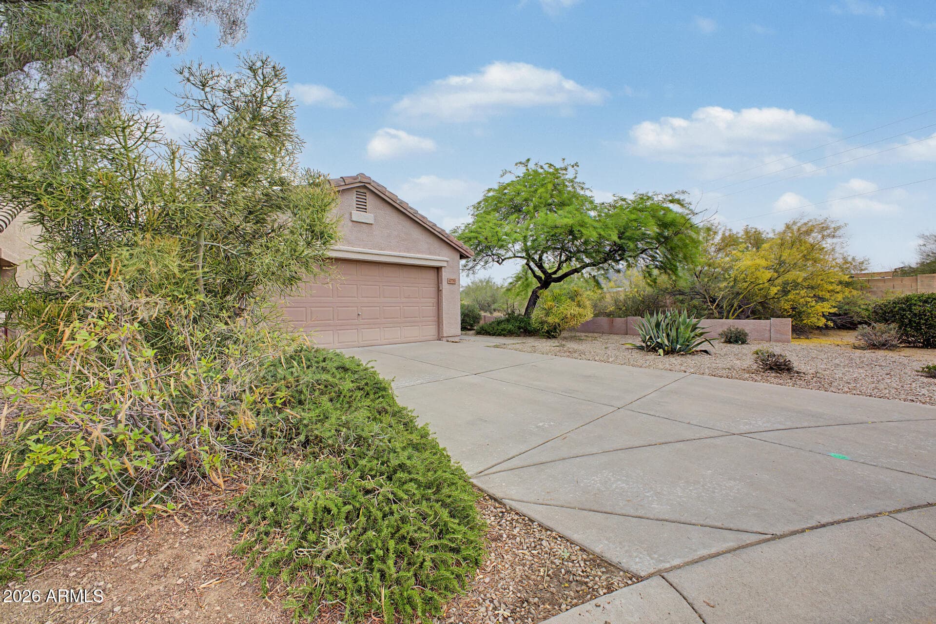 4770 E Woburn Ln — photo 2