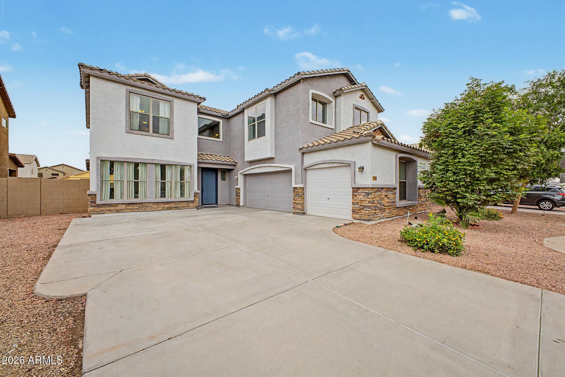 4623 W T Ryan Ln — photo 1