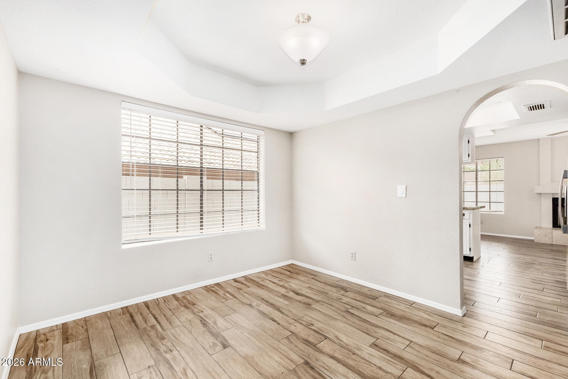 1465 E Renee Dr — photo 2