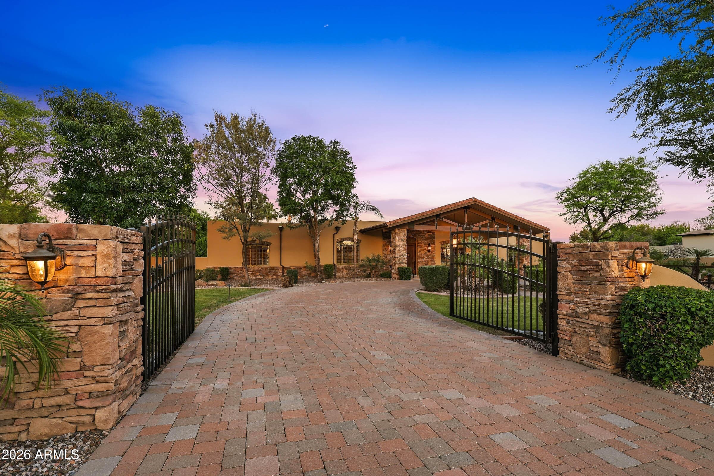 13201 N 65TH DR - Photo 3