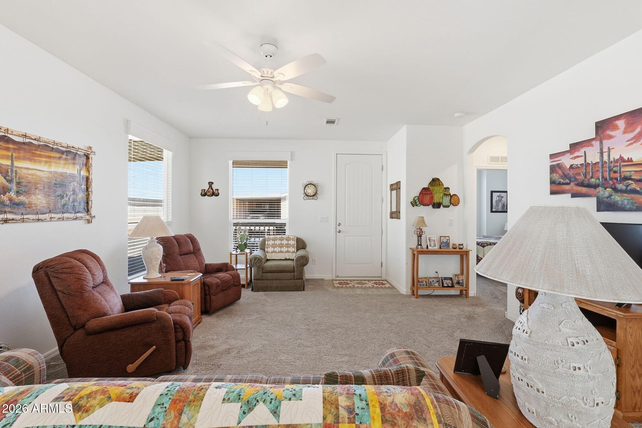 312 E O'NEIL DR - Photo 4