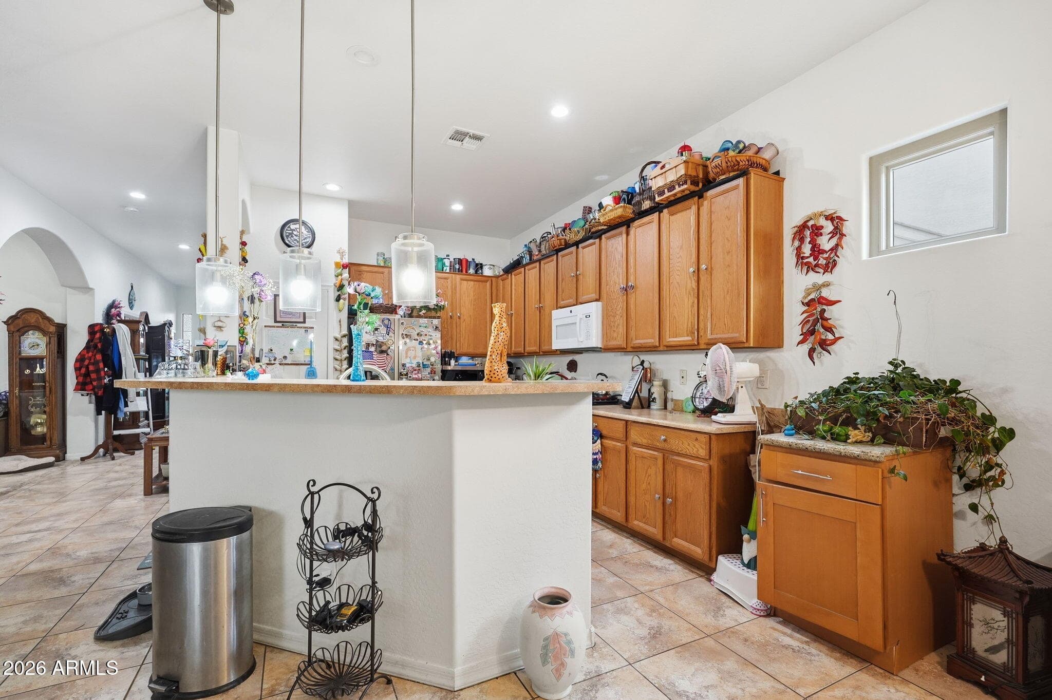 10429 W Sands Dr — photo 2