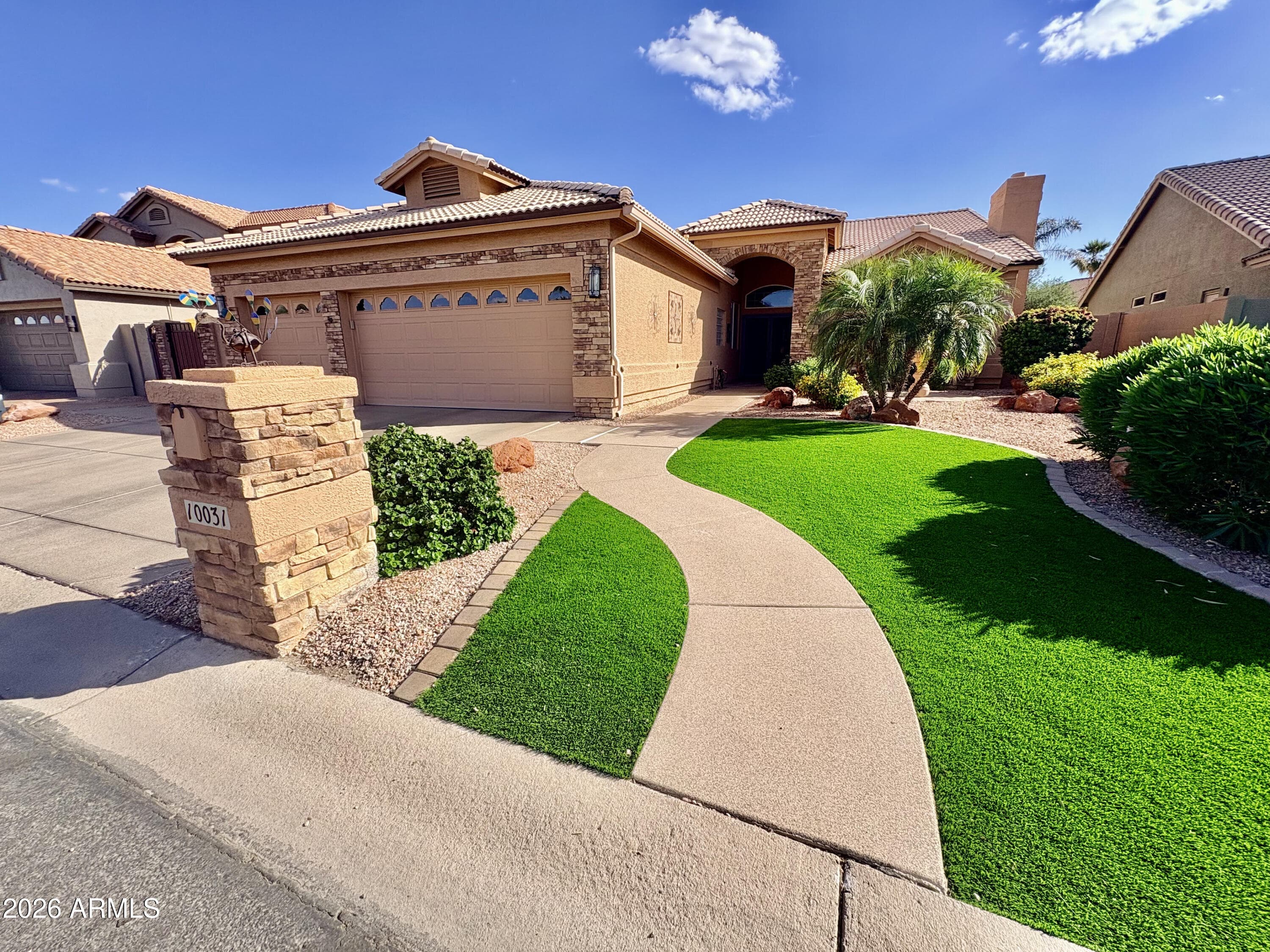 10031 E DIAMOND DR - Photo 1