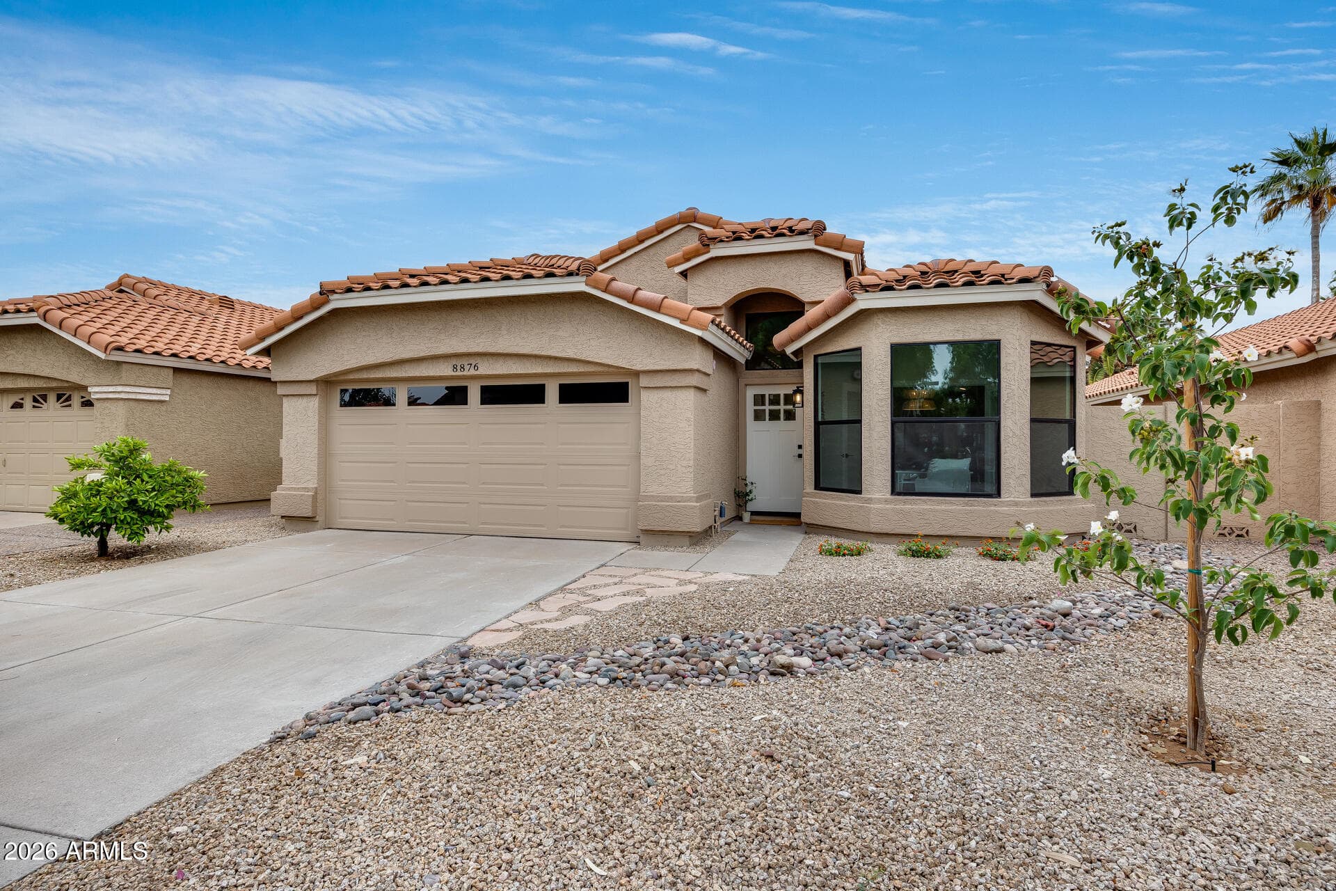 8876 E Windrose Dr — photo 1
