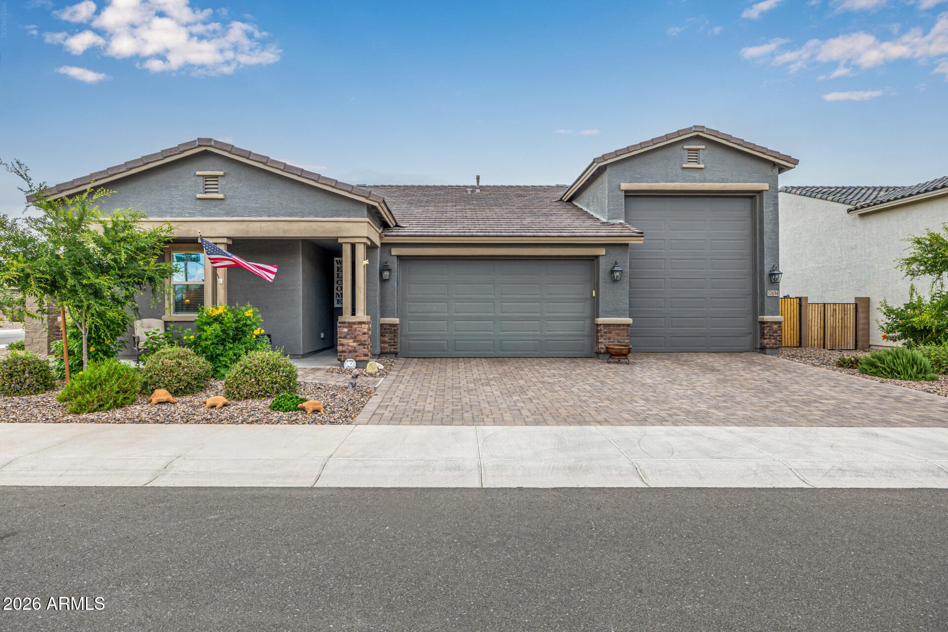 17834 W OREGON AVE - Photo 4