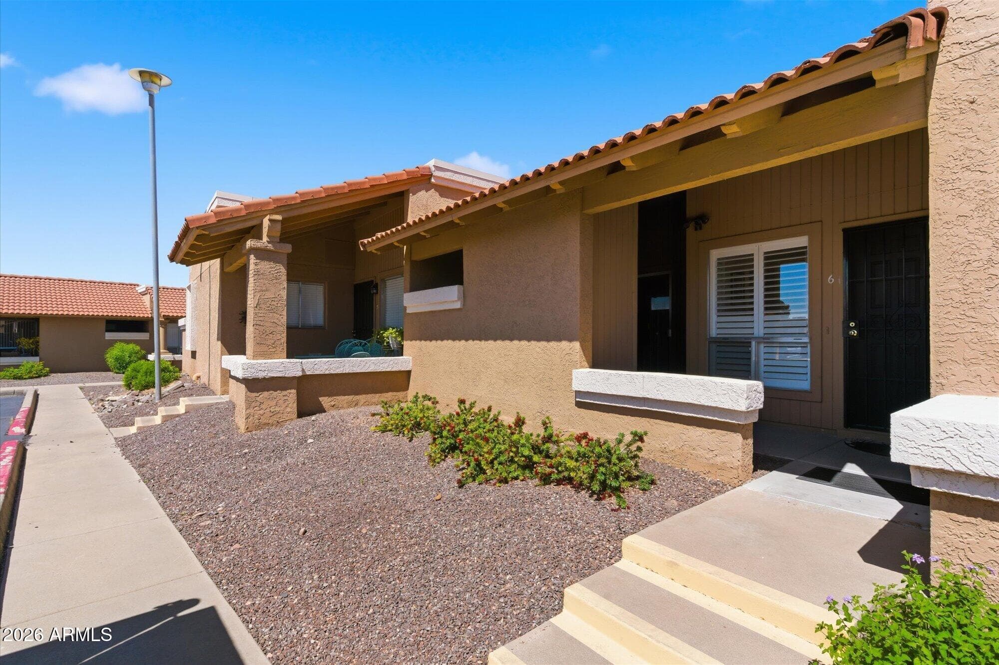 501 W Tonopah Dr 6 — photo 1