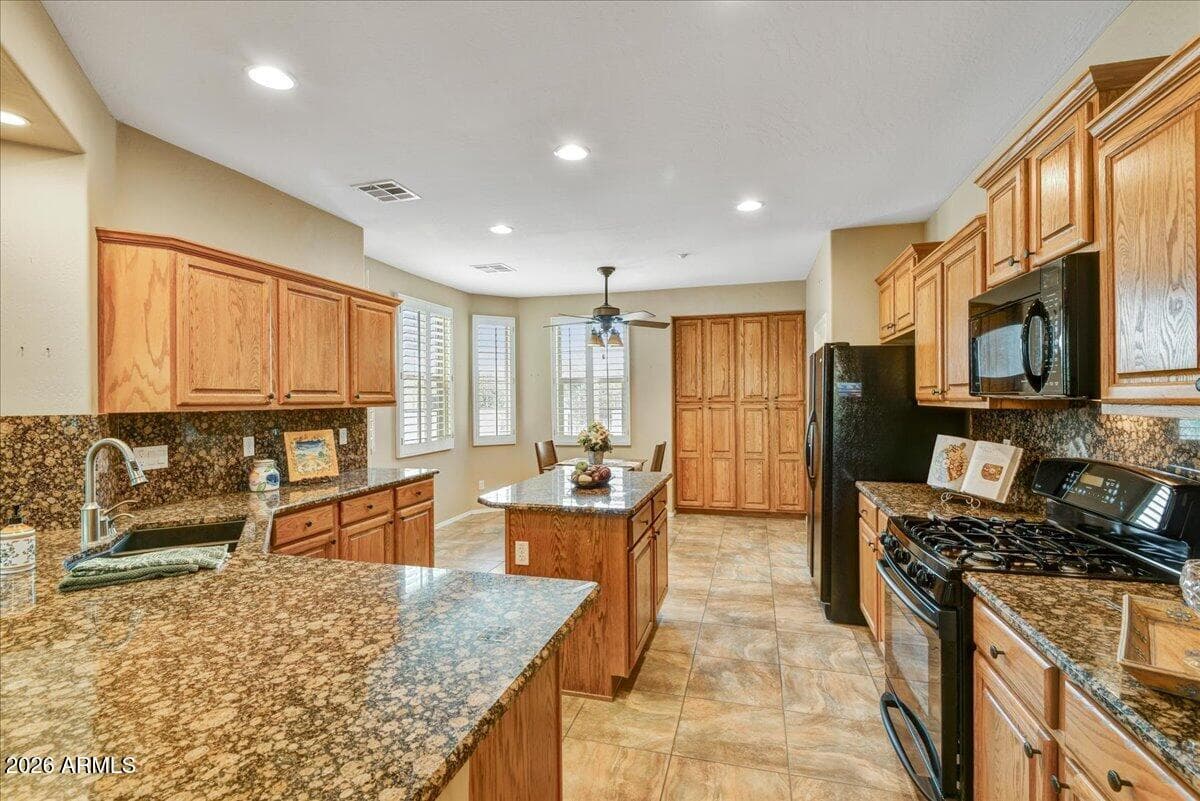 12612 W FETLOCK TRAIL - See more photos