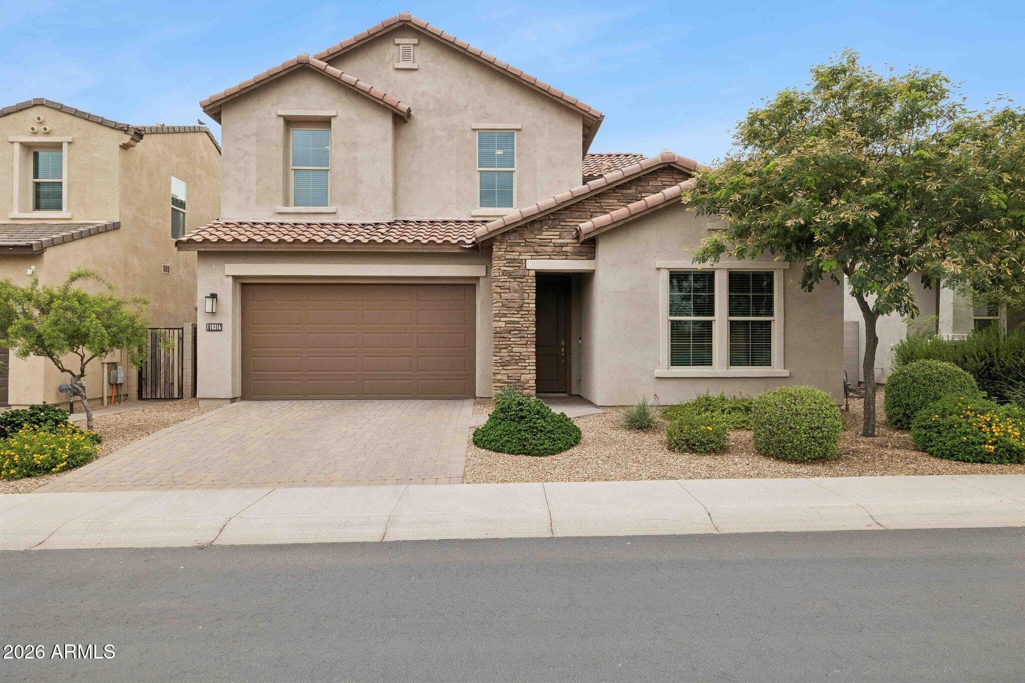 18316 N 65th Pl — photo 2