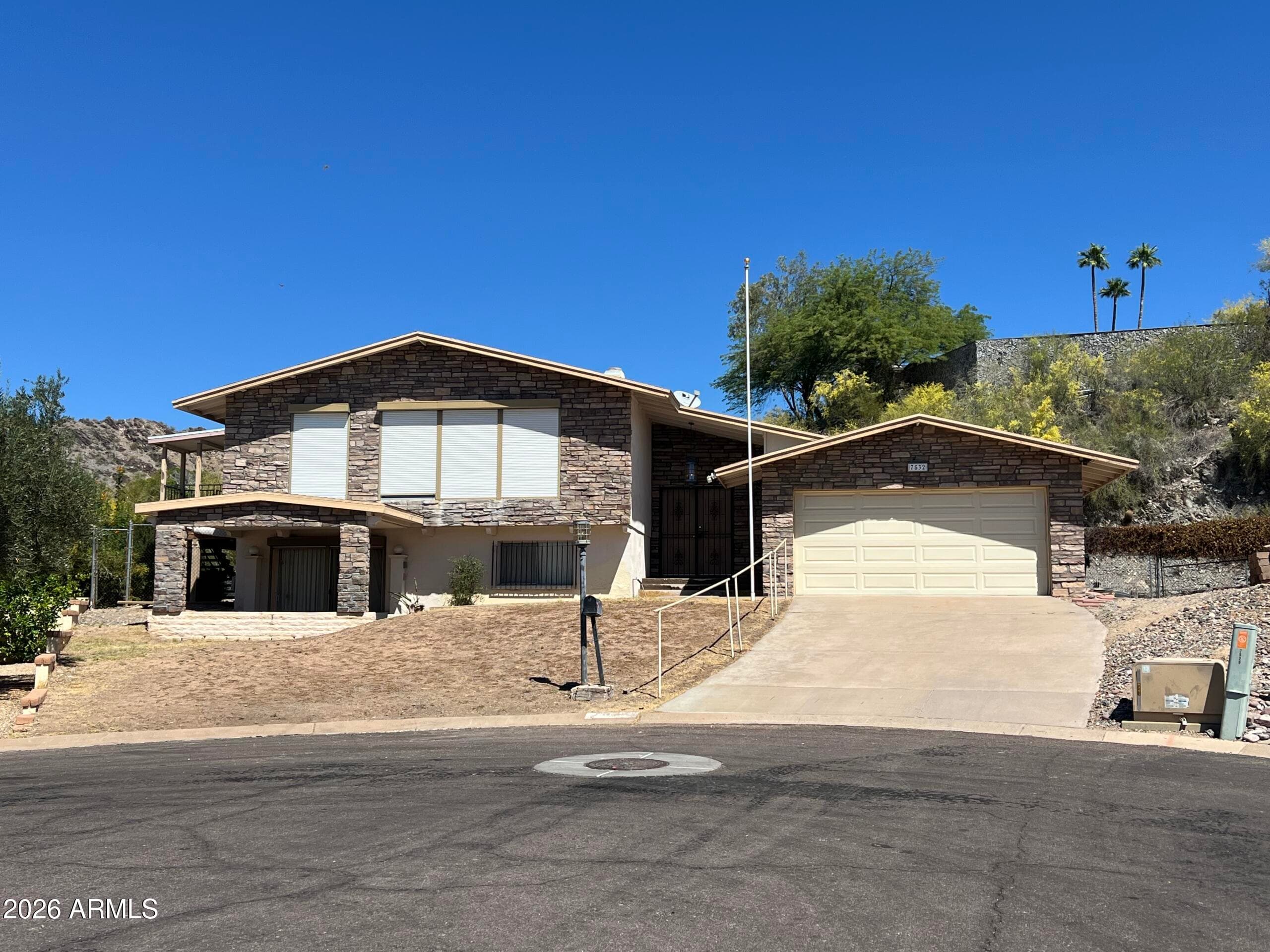 7532 N 23rd St — photo 1