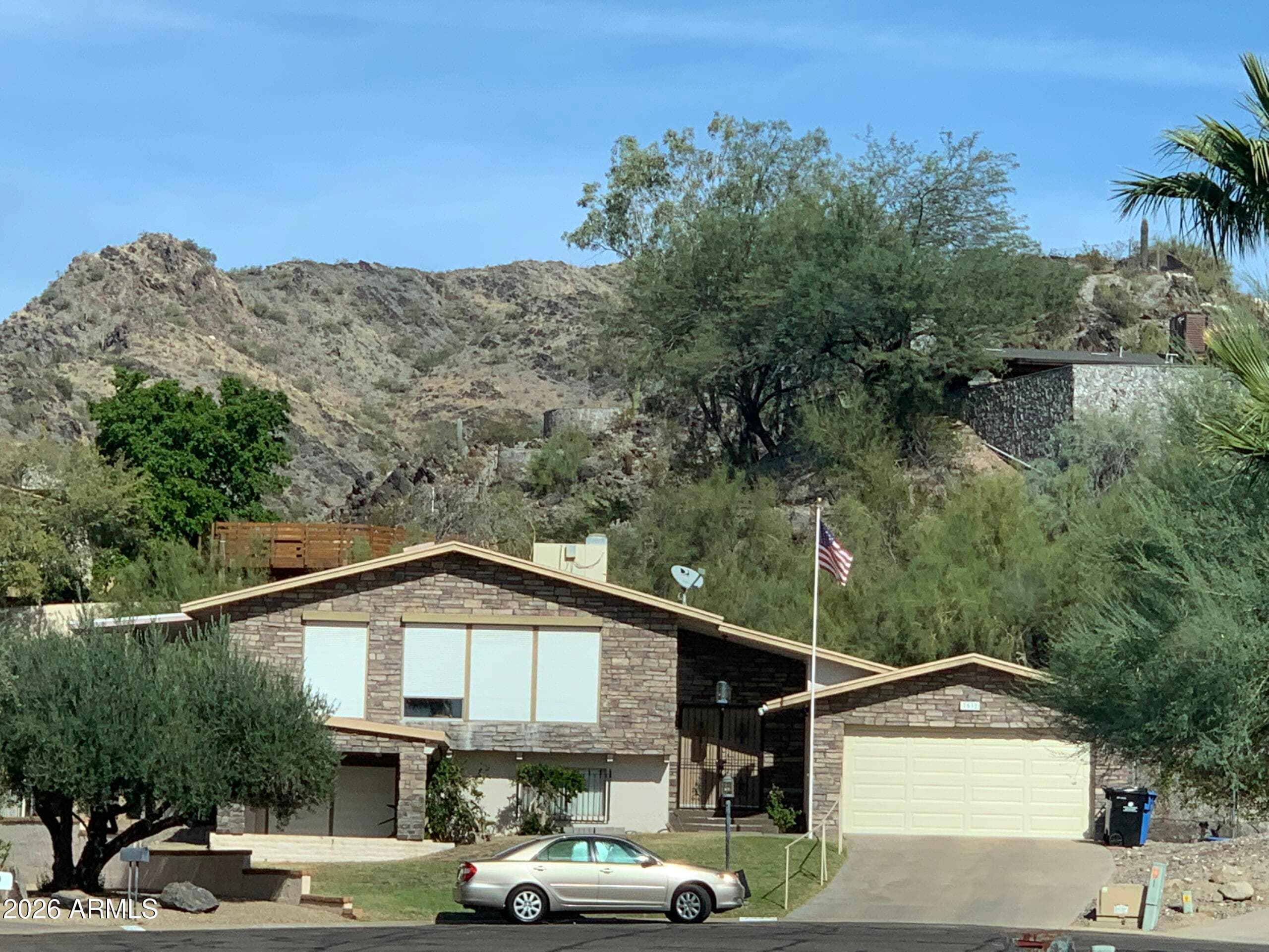 7532 N 23rd St — photo 2