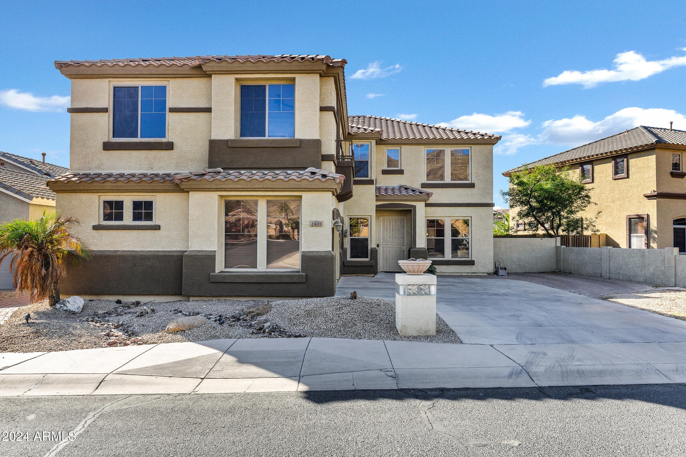 2801 W Silver Fox Way — photo 1