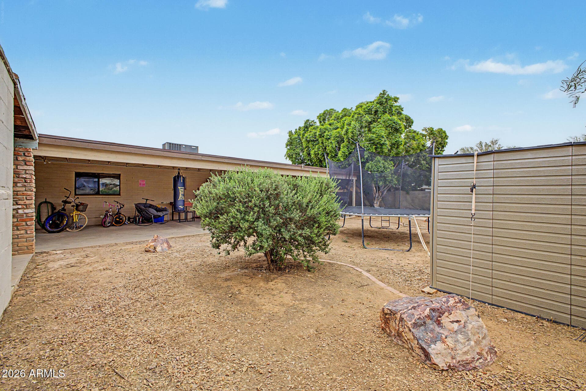 2560 W Gregory St — photo 29