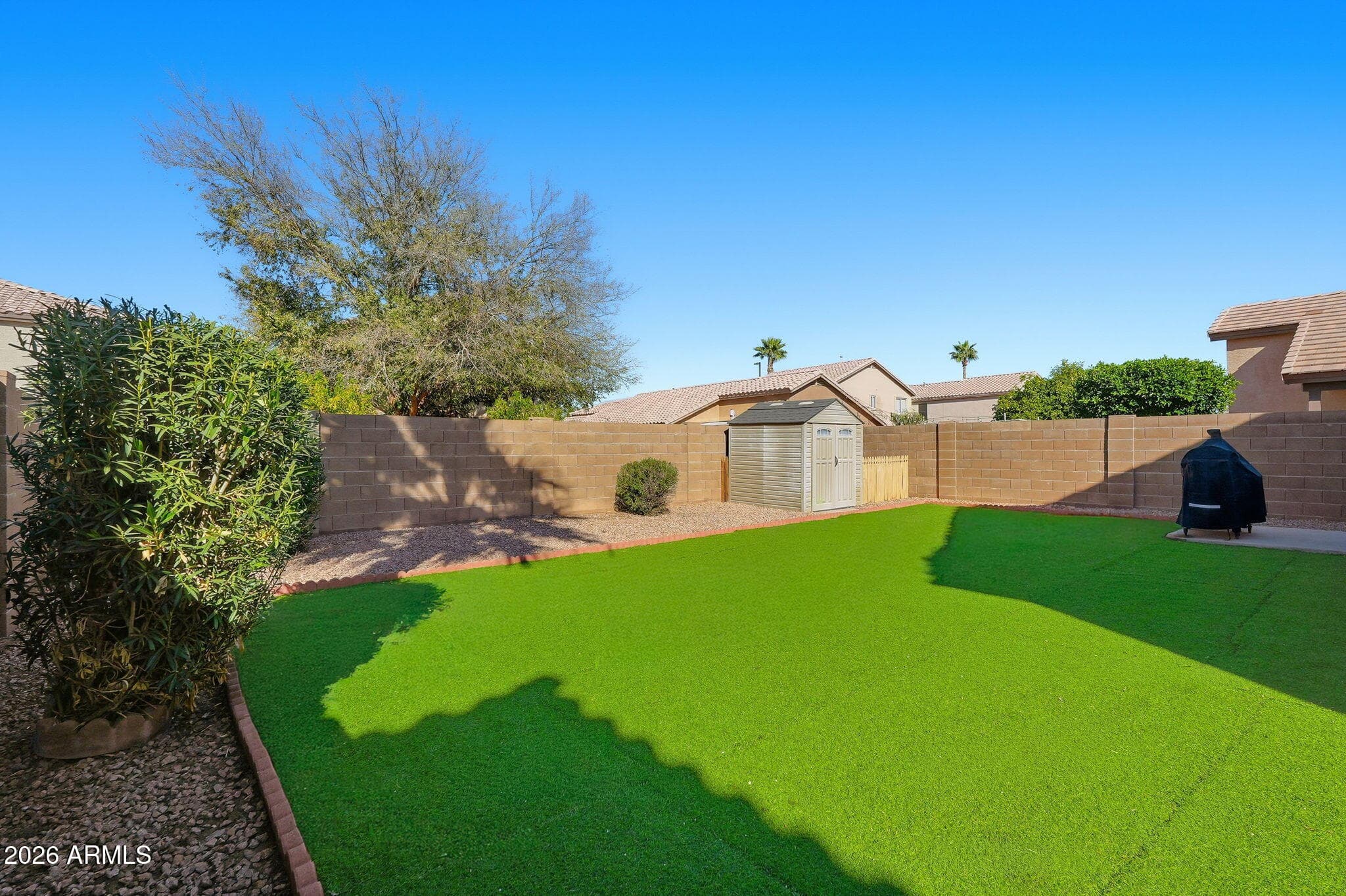 2546 E Camellia Dr — photo 29