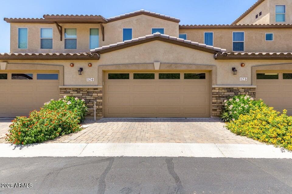 2821 S Skyline Dr 124 — photo 1