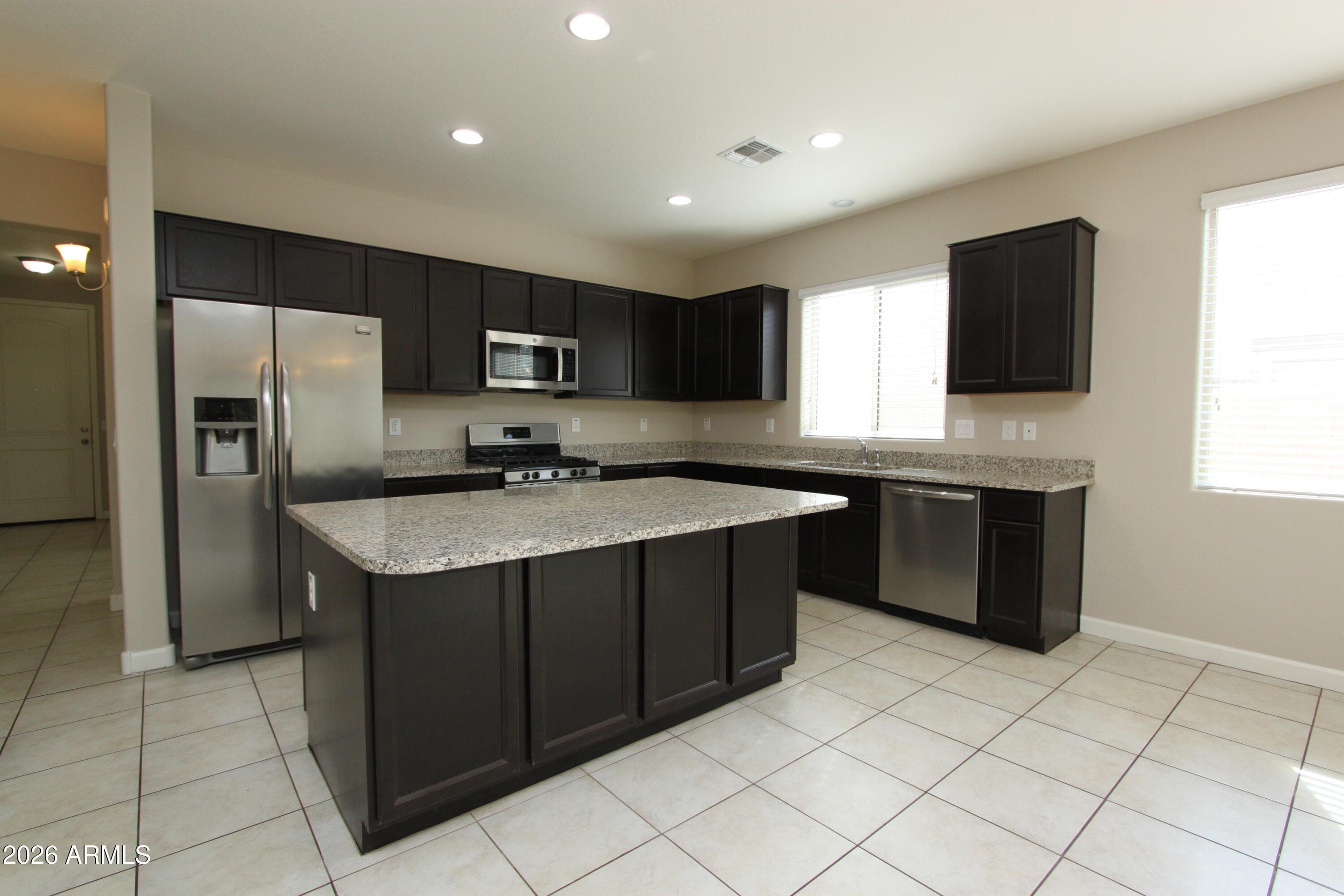 43522 W Snow Dr — photo 2