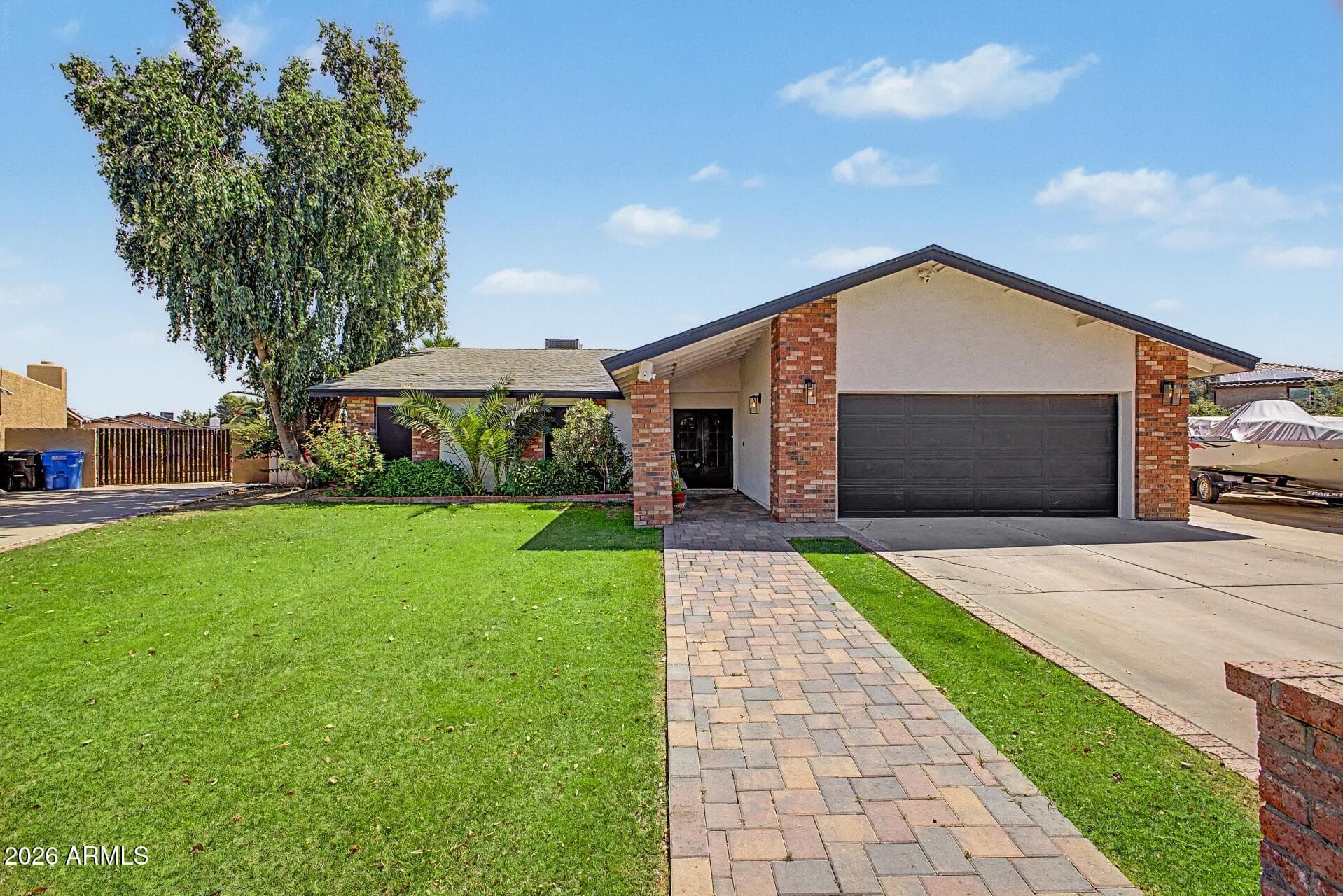 4741 E Kathleen Rd — photo 1