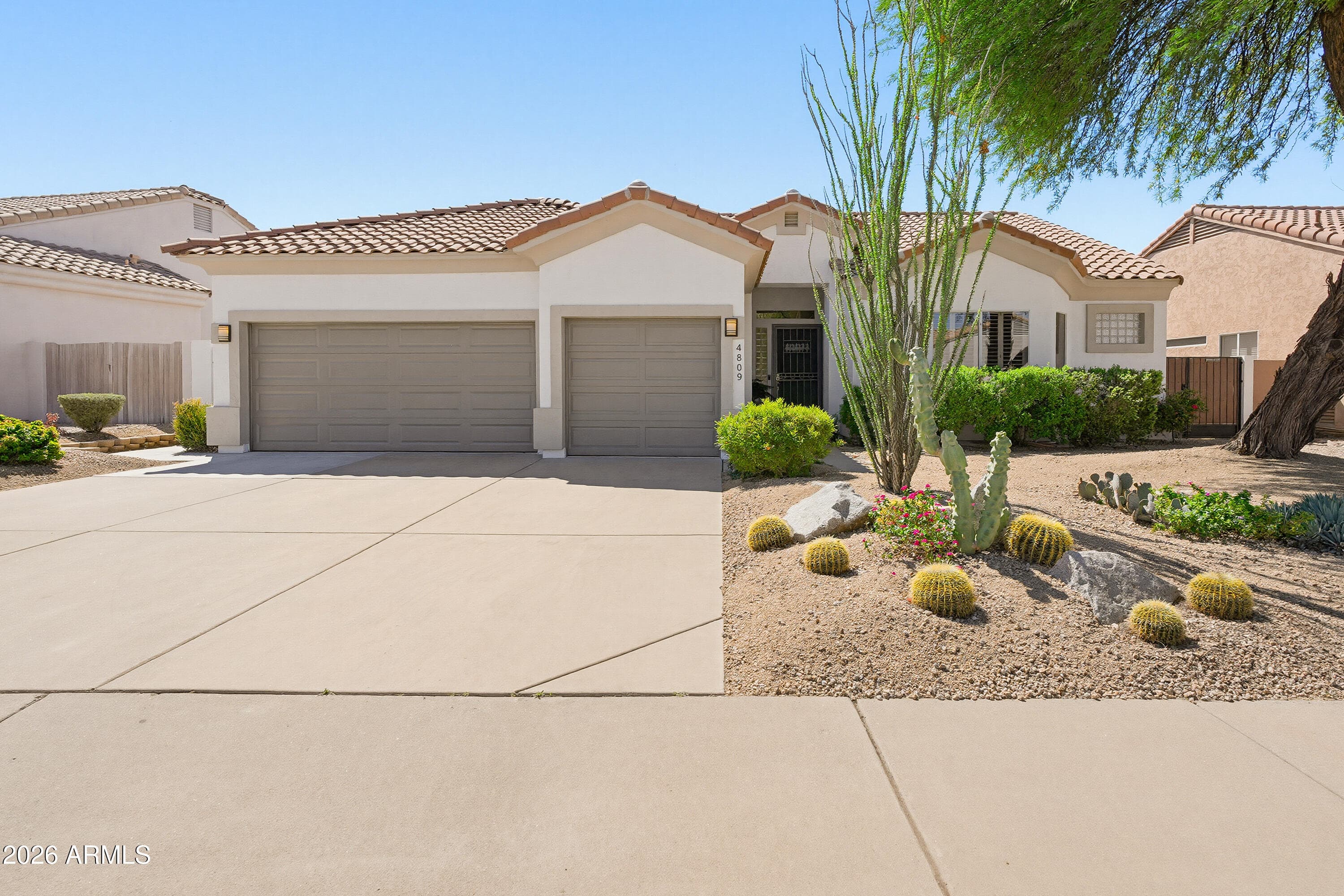 4809 E Peak View Rd — photo 1