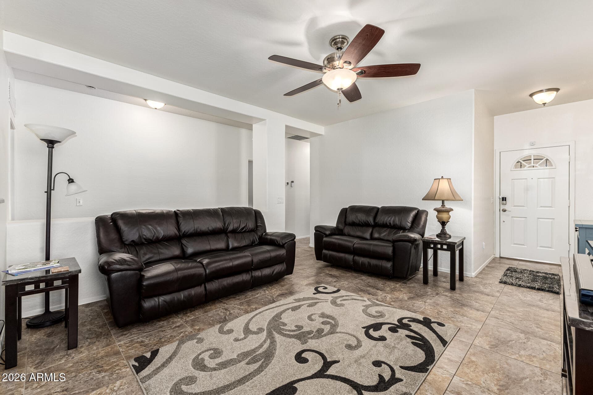 8517 E Lindner Ave — photo 1