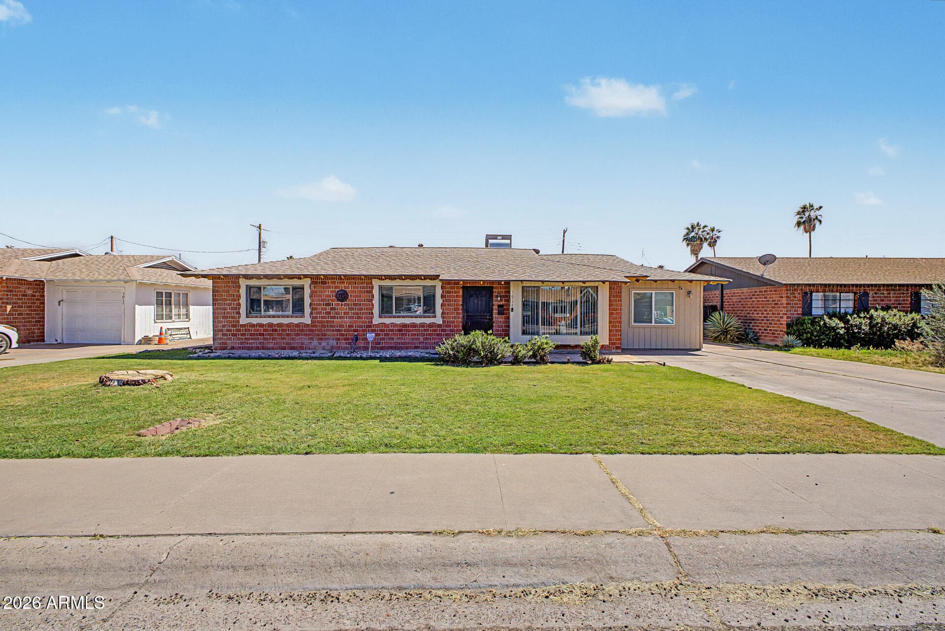 3917 W Marlette Ave — photo 1