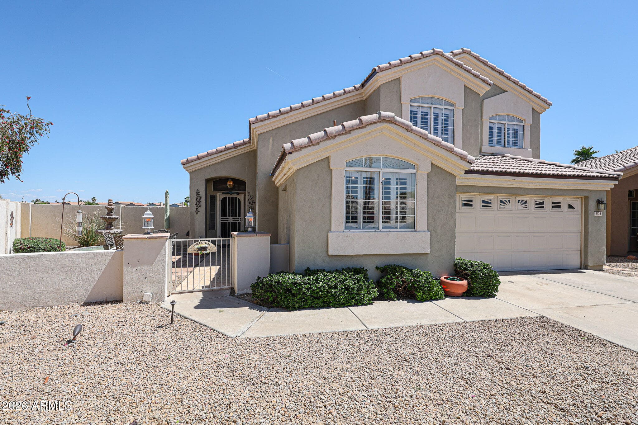8929 W Lisbon Ln — photo 2