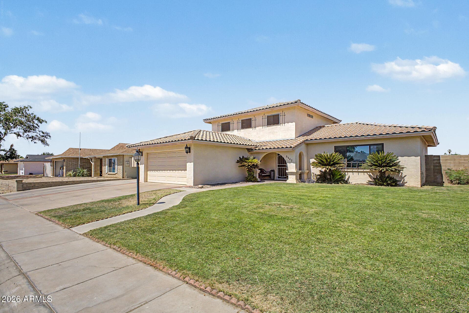 5240 W Garden Dr — photo 2