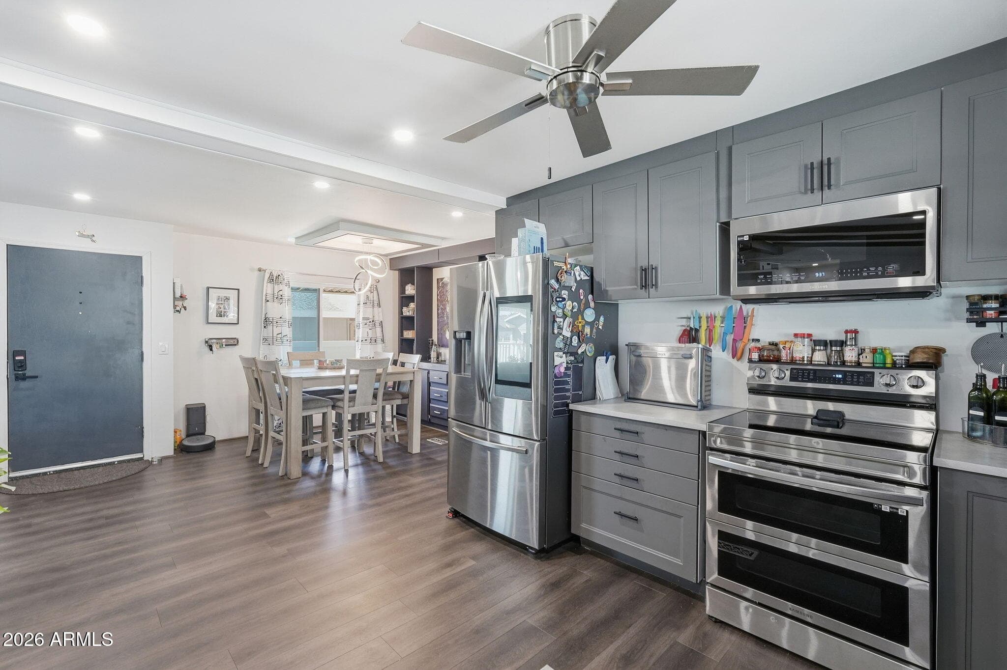 1613 E Villa Rita Dr — photo 2