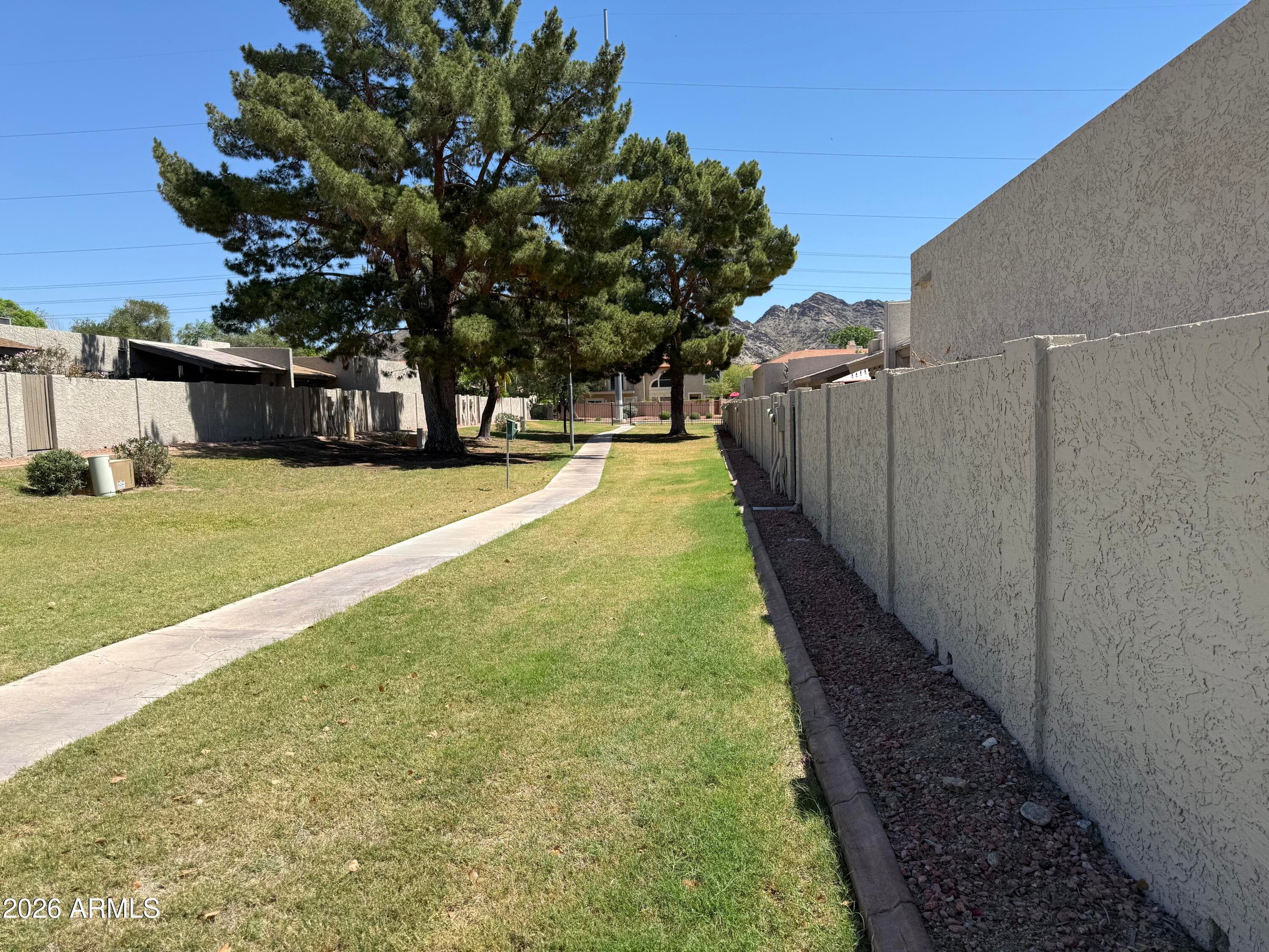 1148 E Cheryl Dr — photo 16