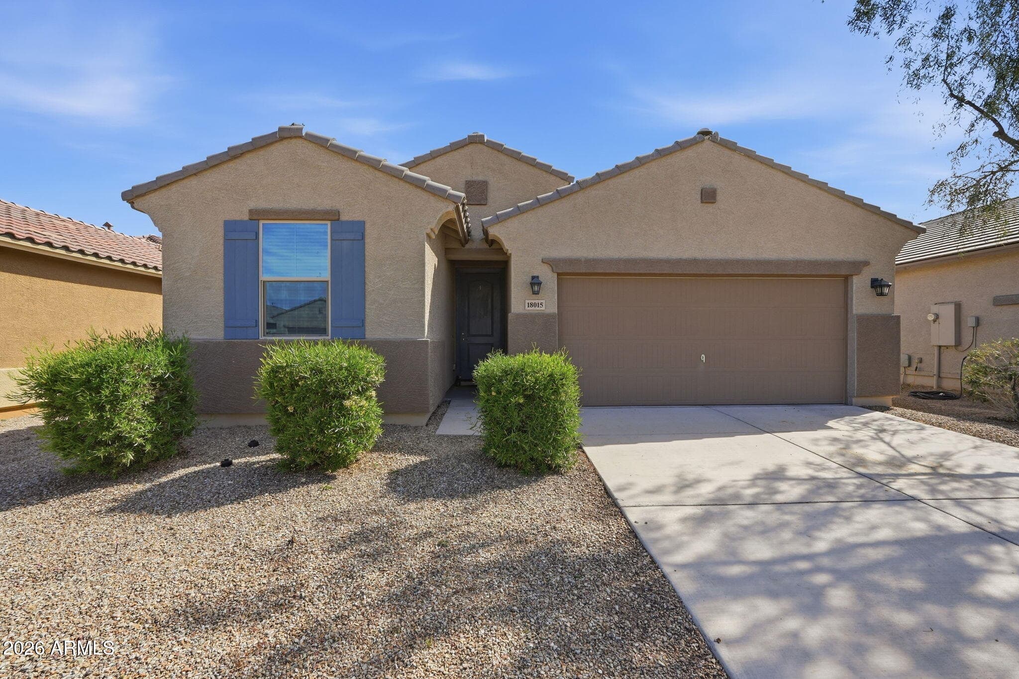 18015 W Louise Dr — photo 1