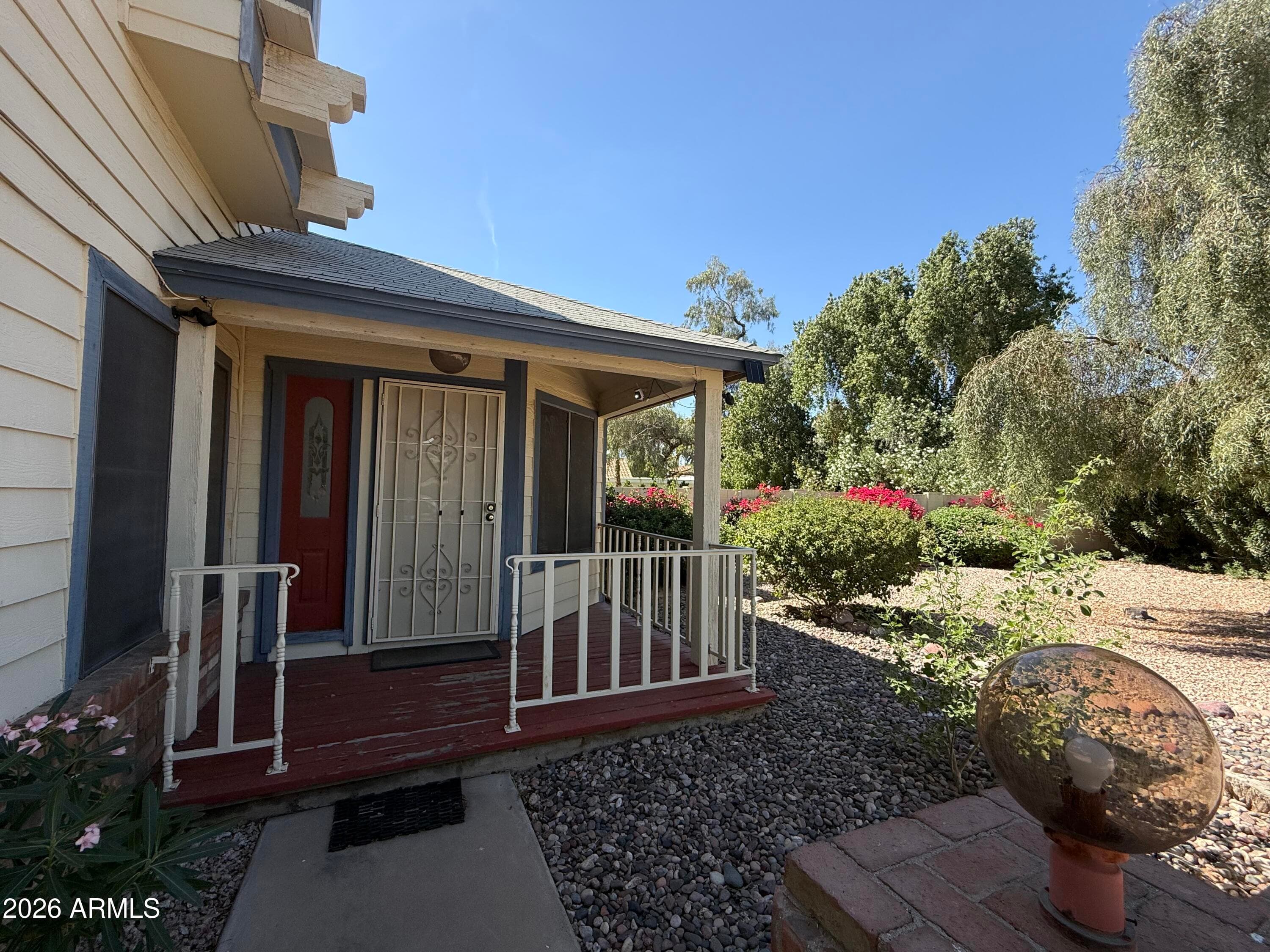 15010 N 50th St — photo 2