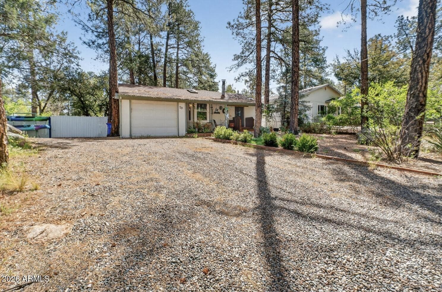 713 Seri Dr — photo 2