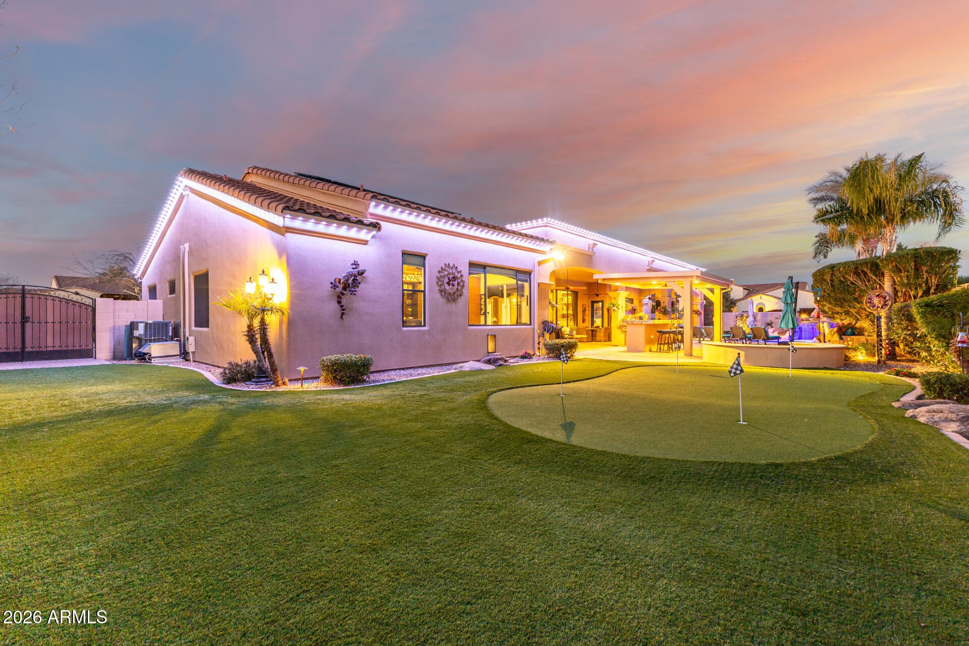 4421 E Taurus Pl — photo 2