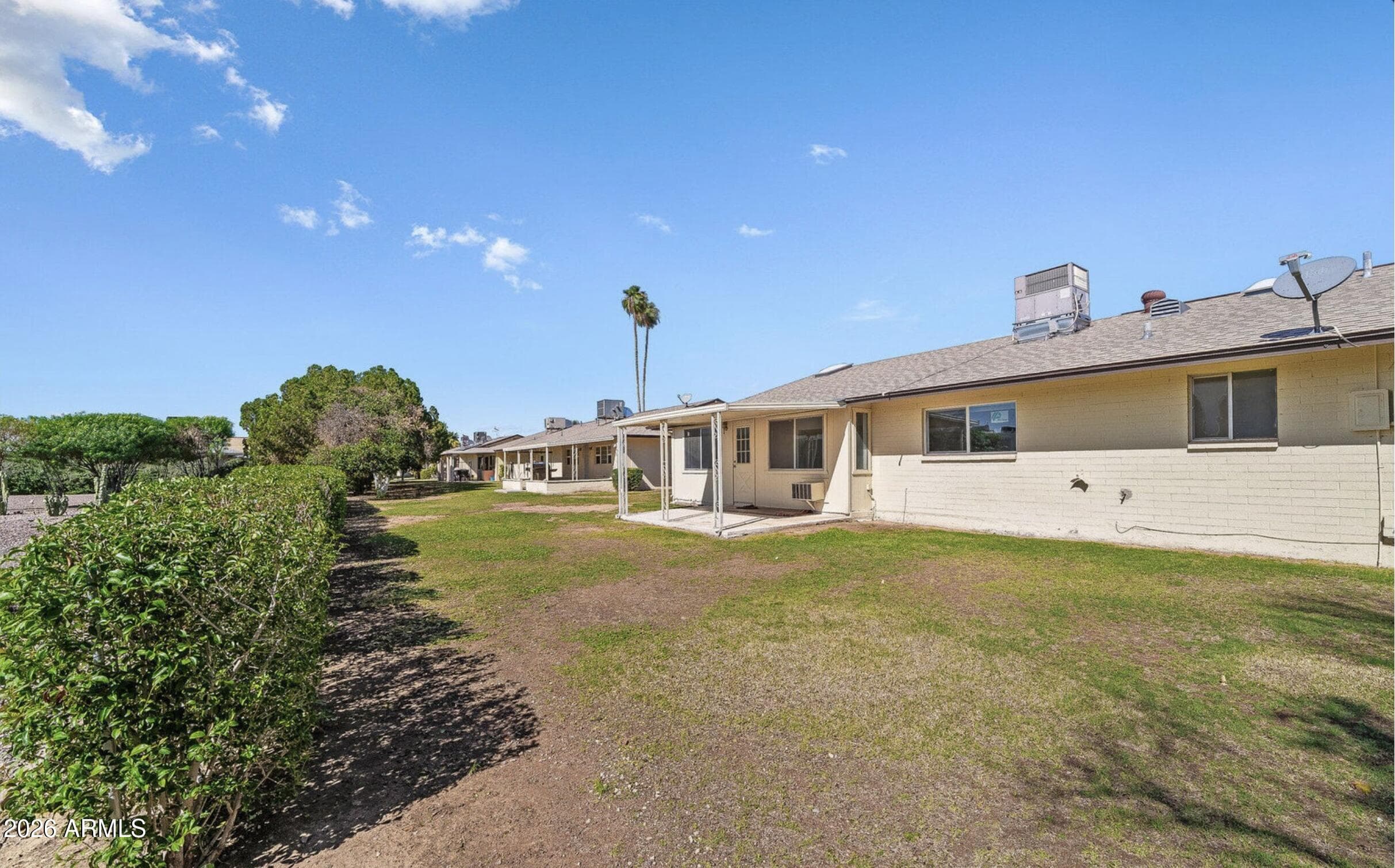 10927 W Peoria Ave — photo 32