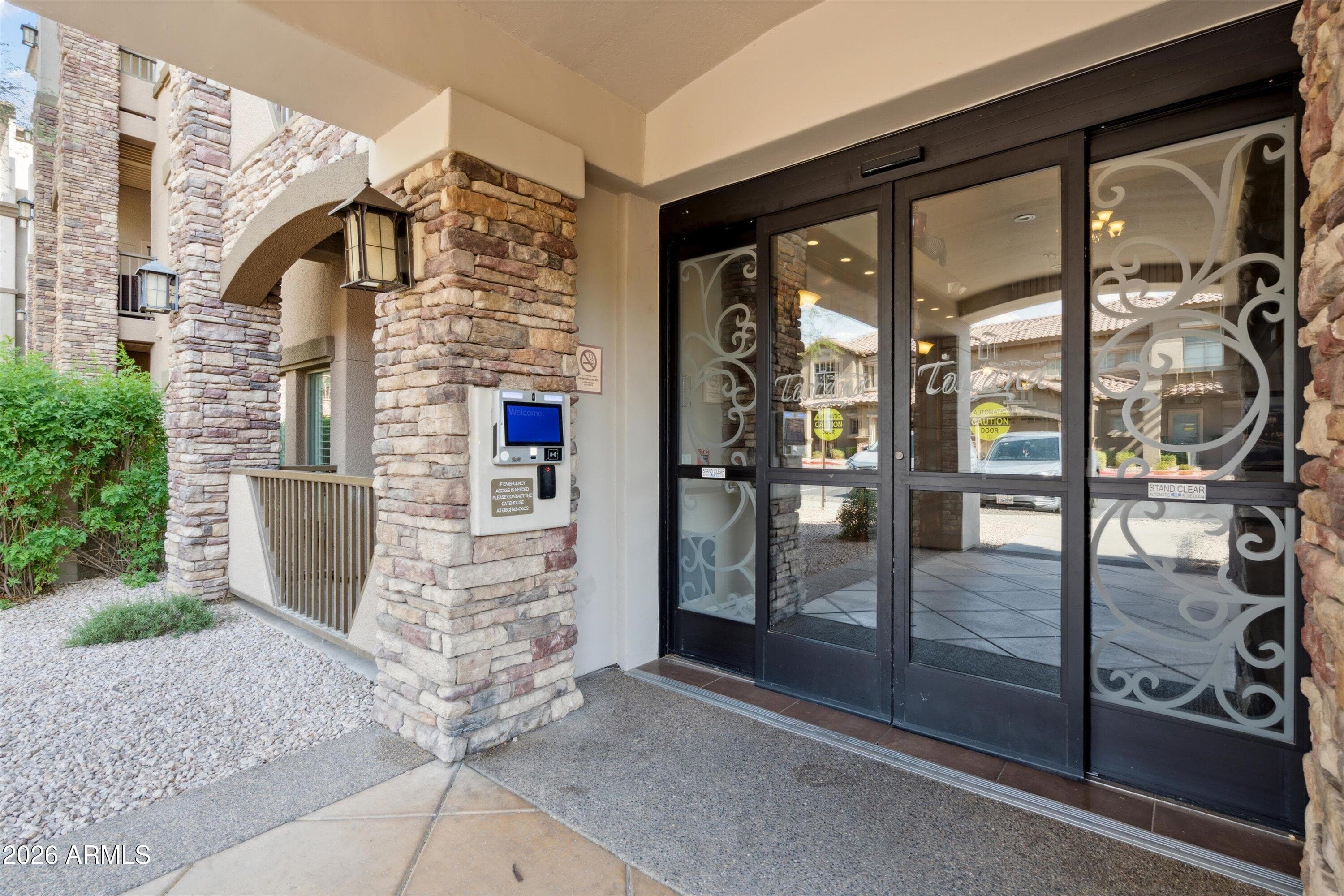 5450 E Deer Valley E Dr 1215 — photo 2